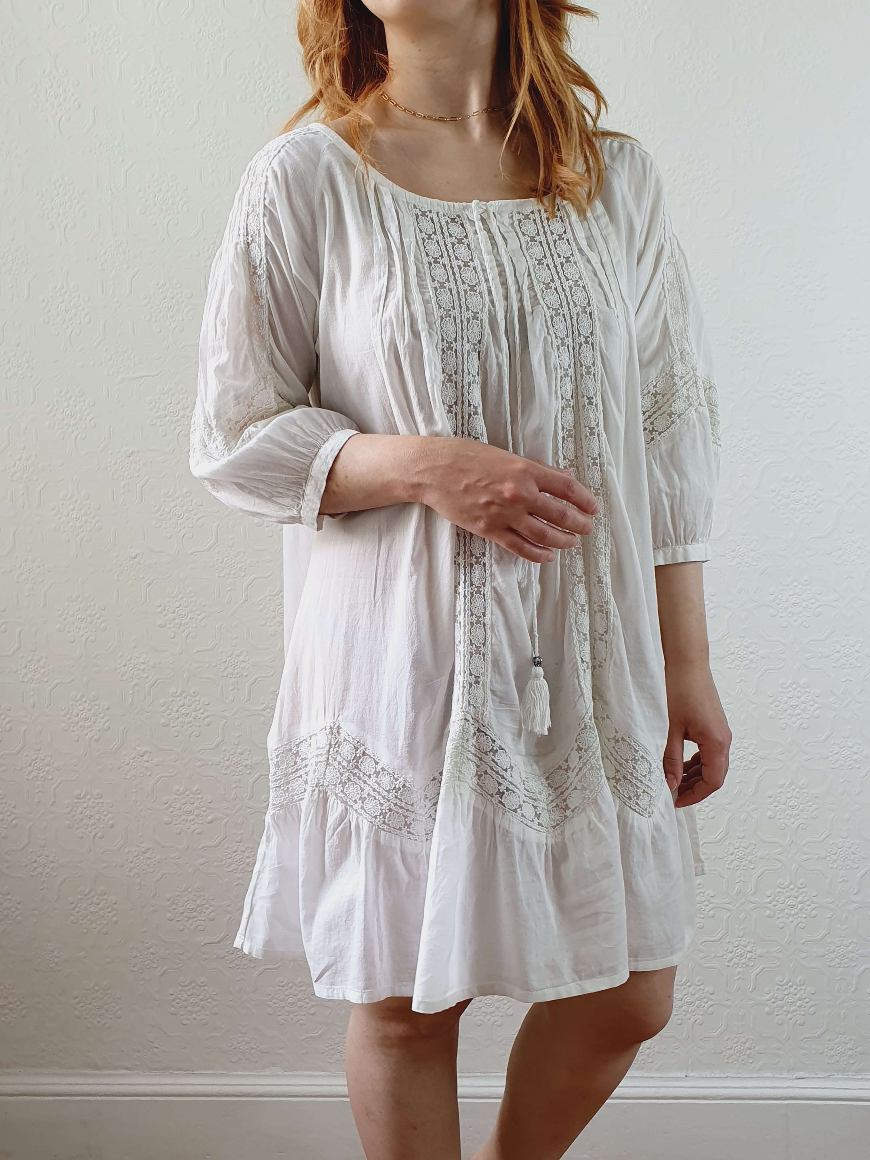 Vintage 70s White Cotton & Lace Kaftan Dress with 3/4 Sleeves - XS/S/M - Image 4