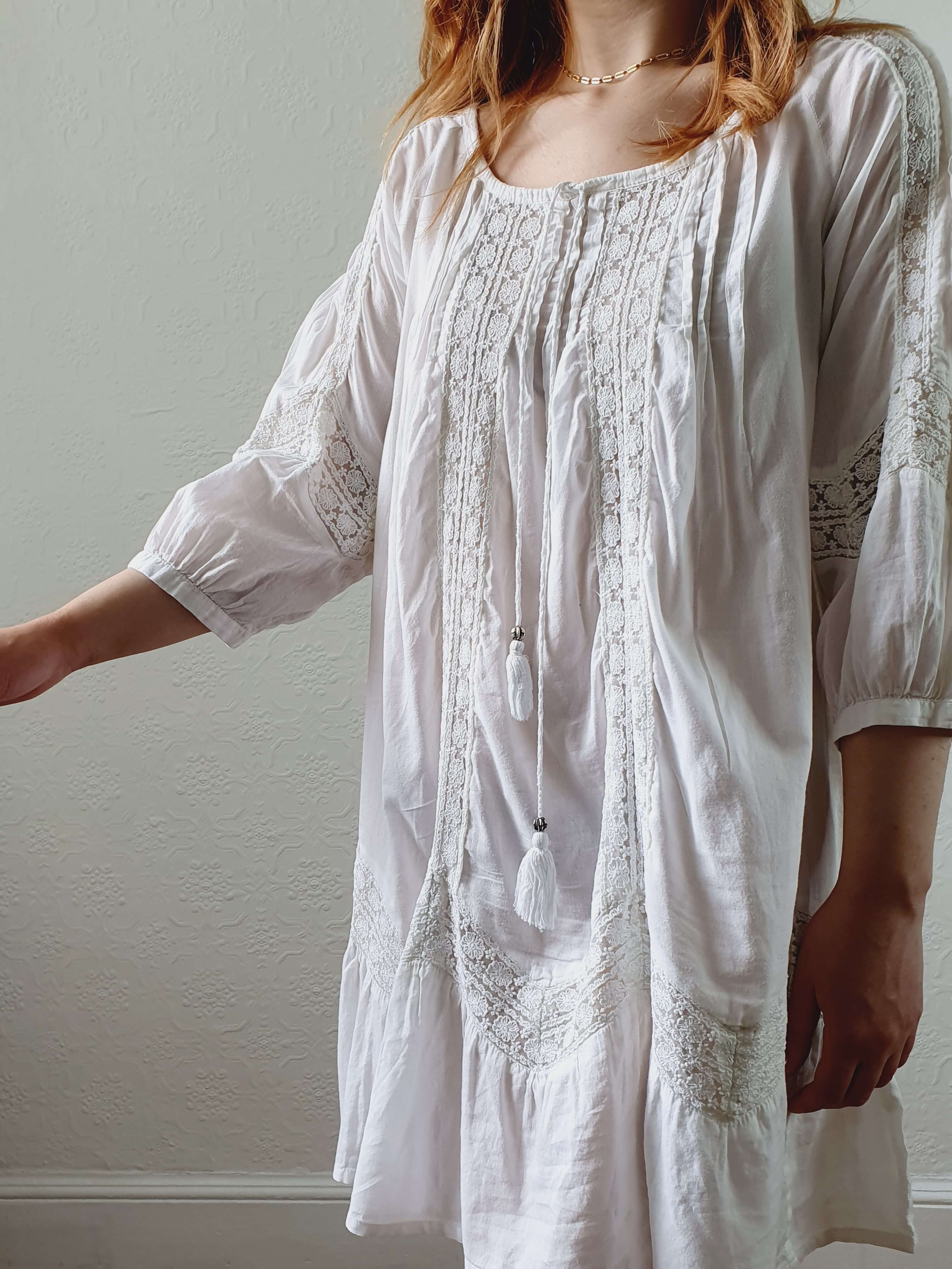 Vintage 70s White Cotton & Lace Kaftan Dress with 3/4 Sleeves - XS/S/M - Image 6