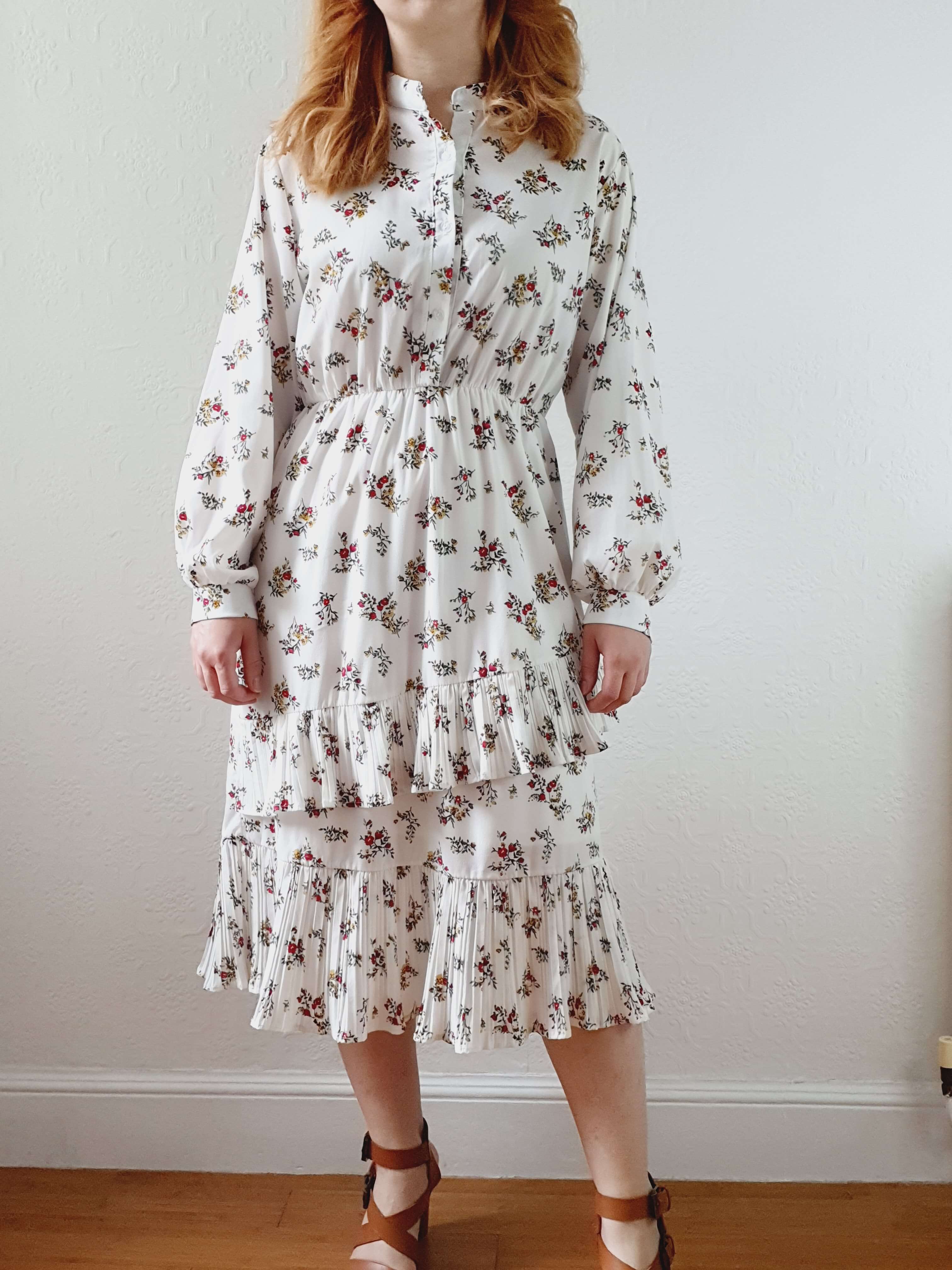 Vintage 70s White Floral Dress with Tiered Skirt - S - Image 2