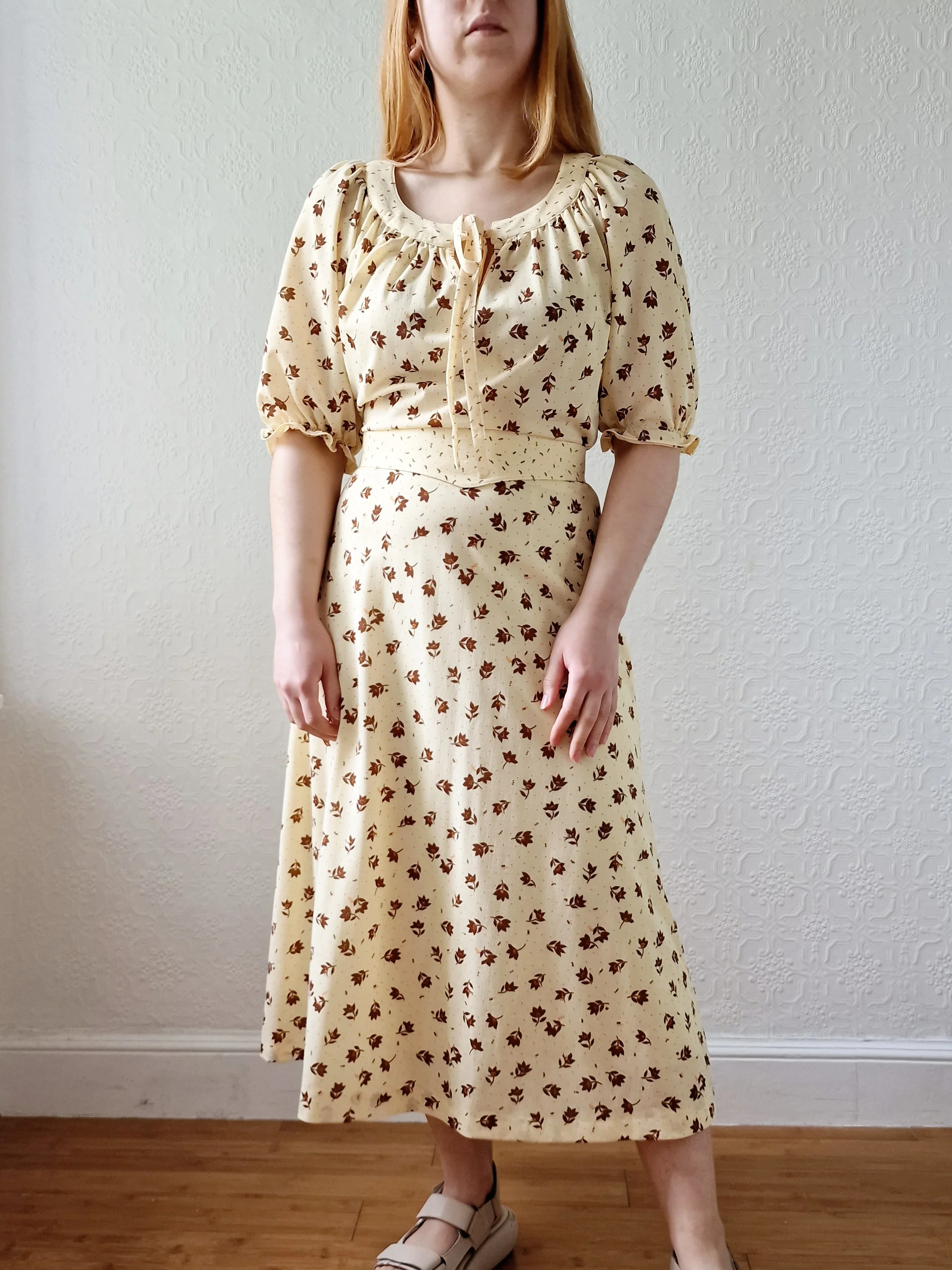 Vintage 70s Yellow Floral Midi Dress with Short Puff Sleeves - S/M