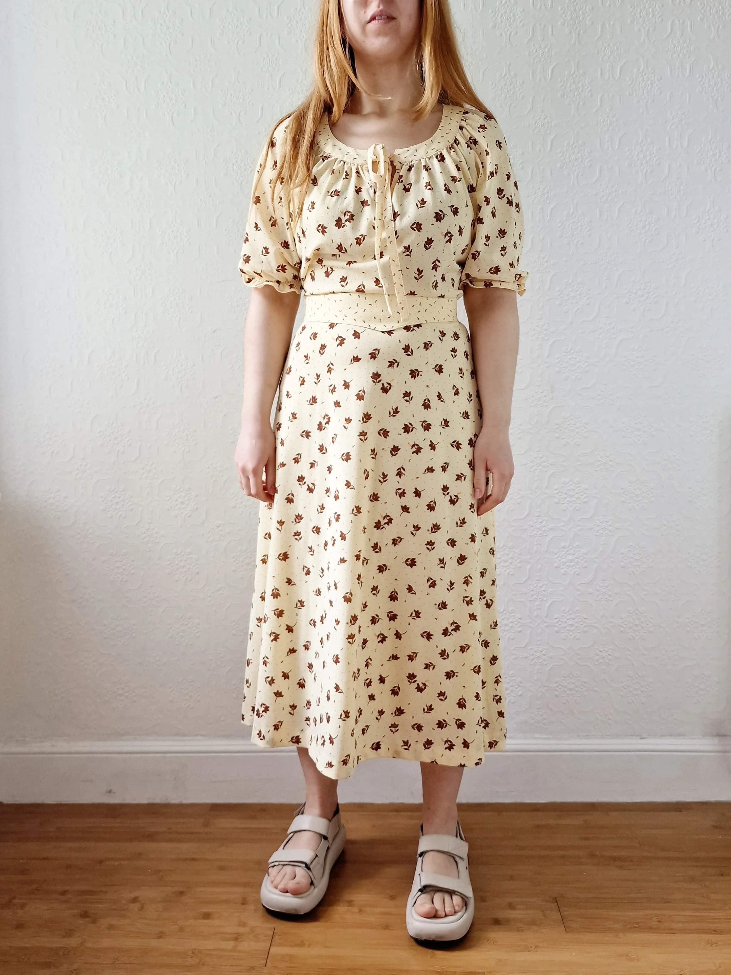 Vintage 70s Yellow Floral Midi Dress with Short Puff Sleeves - S/M - Image 7