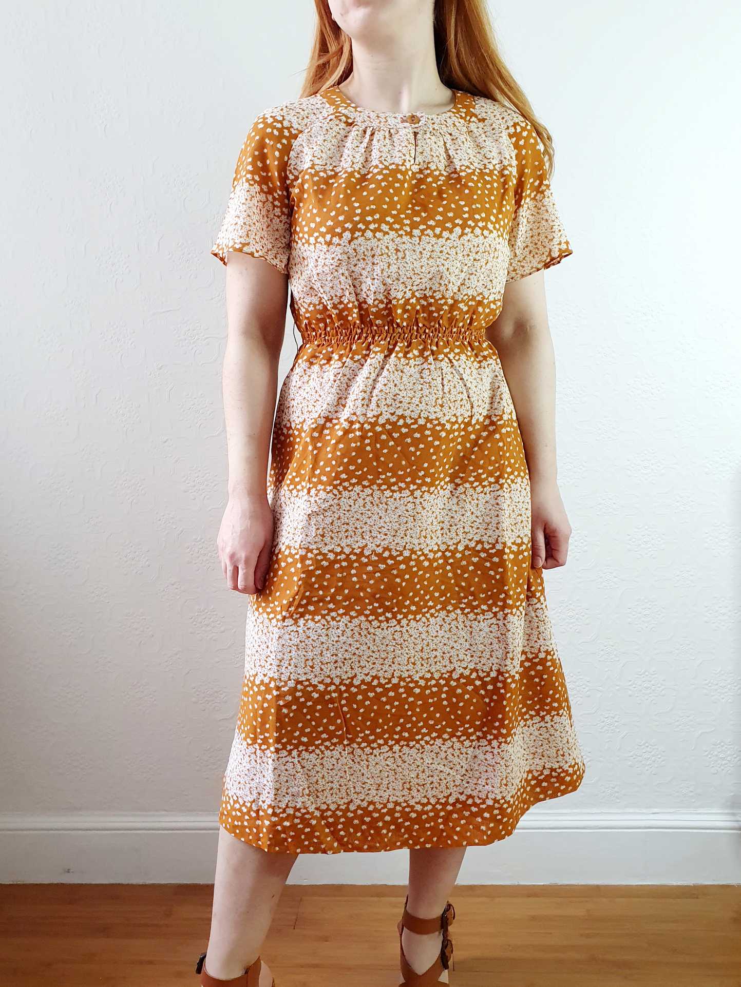 Vintage 70s Yellow Ochre Ditsy Floral Short Sleeve Dress - S - Image 5