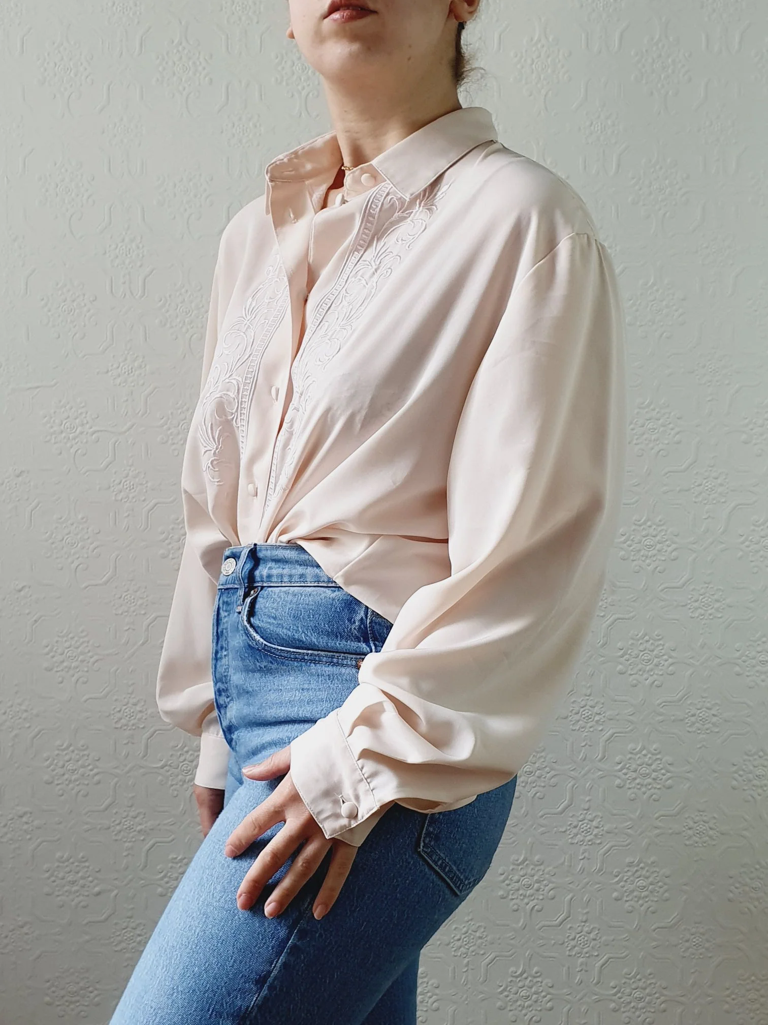 Vintage 80s Beige Pink Long Sleeve Collared Blouse with Embroidery Detail - XL - Image 3