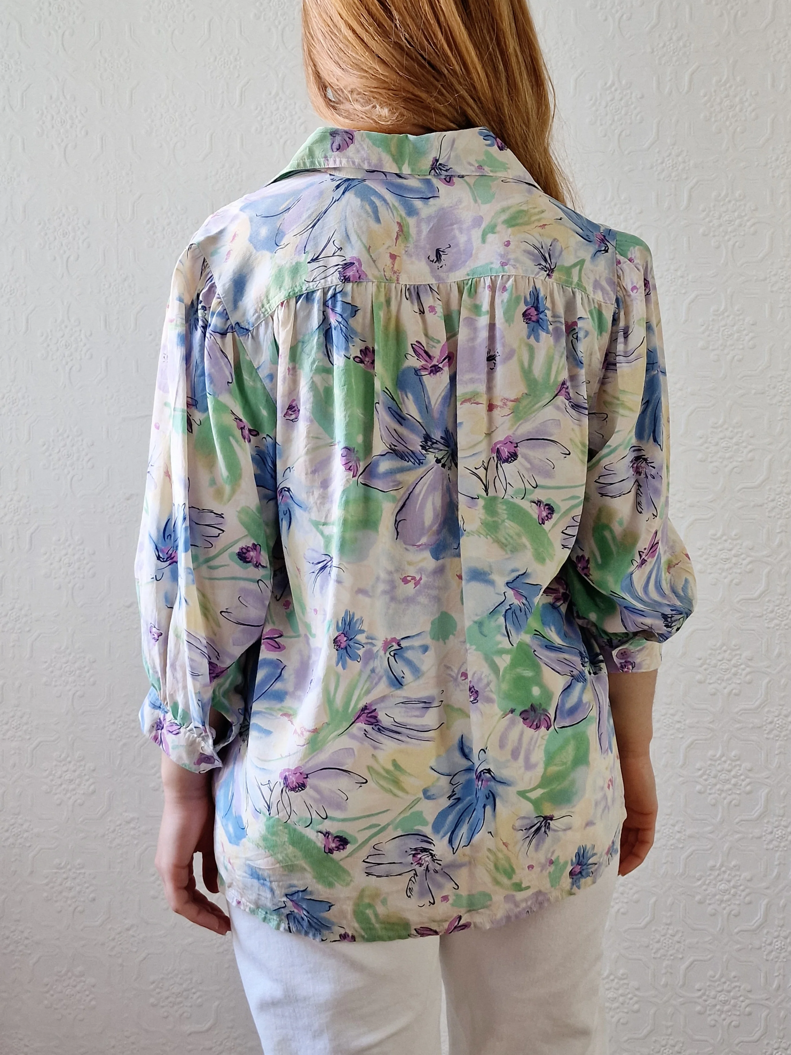 Vintage 80s Blue & Green Floral 100% Silk Blouse with 3/4 Sleeves - S/M - Image 4