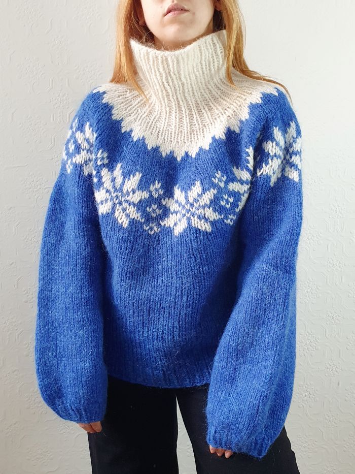 Vintage 80s Cobalt Blue Roll Neck Handknitted Icelandic Mohair Jumper - M/L - Image 2