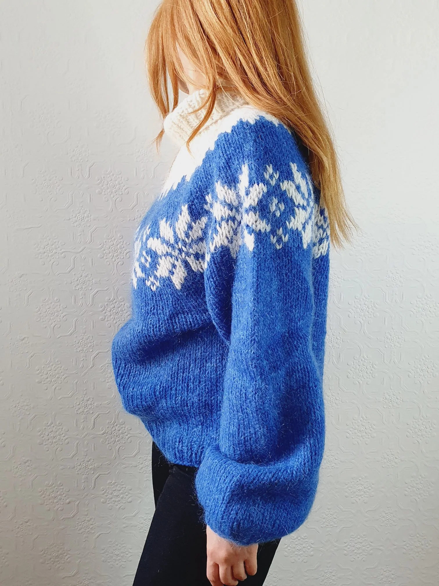 Vintage 80s Cobalt Blue Roll Neck Handknitted Icelandic Mohair Jumper - M/L - Image 5