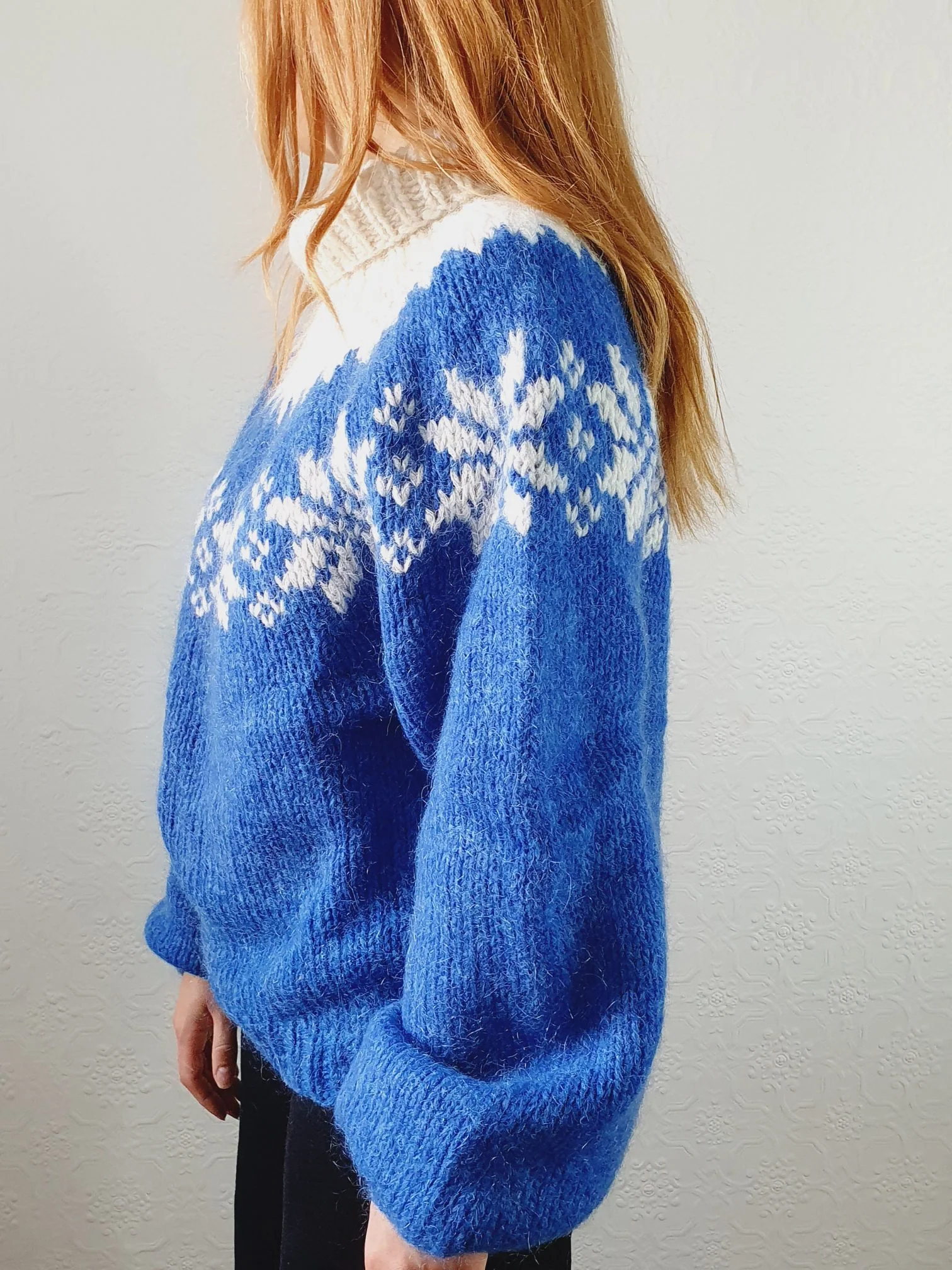 Vintage 80s Cobalt Blue Roll Neck Handknitted Icelandic Mohair Jumper - M/L - Image 9