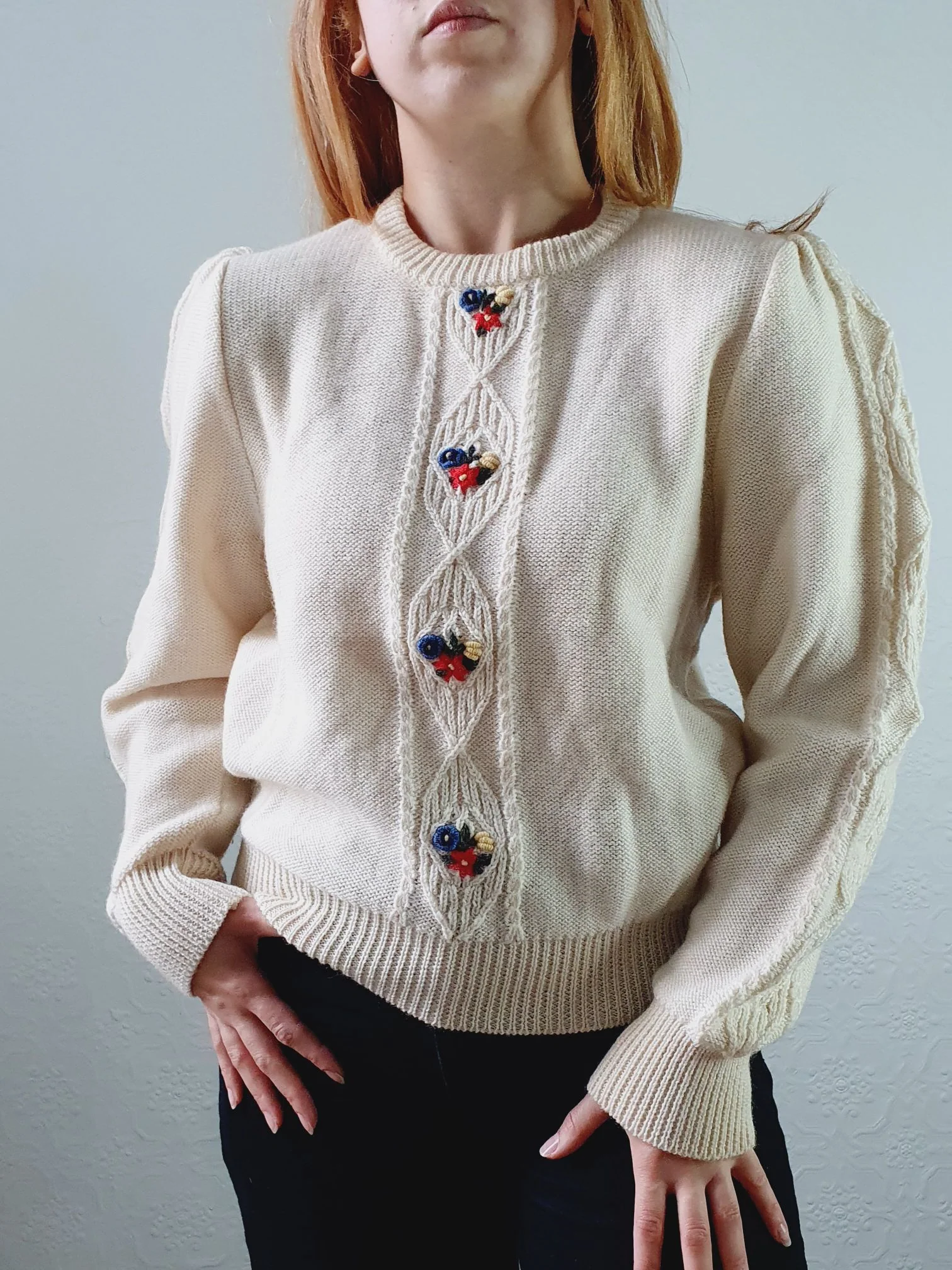 Vintage 80s Cream Crew Neck Austrian Wool Jumper with Floral Embroidery - S/M - Image 7