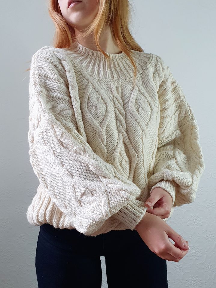 Vintage 80s Cream Crew Neck Cable Knit Aran Jumper - M/L - Image 2
