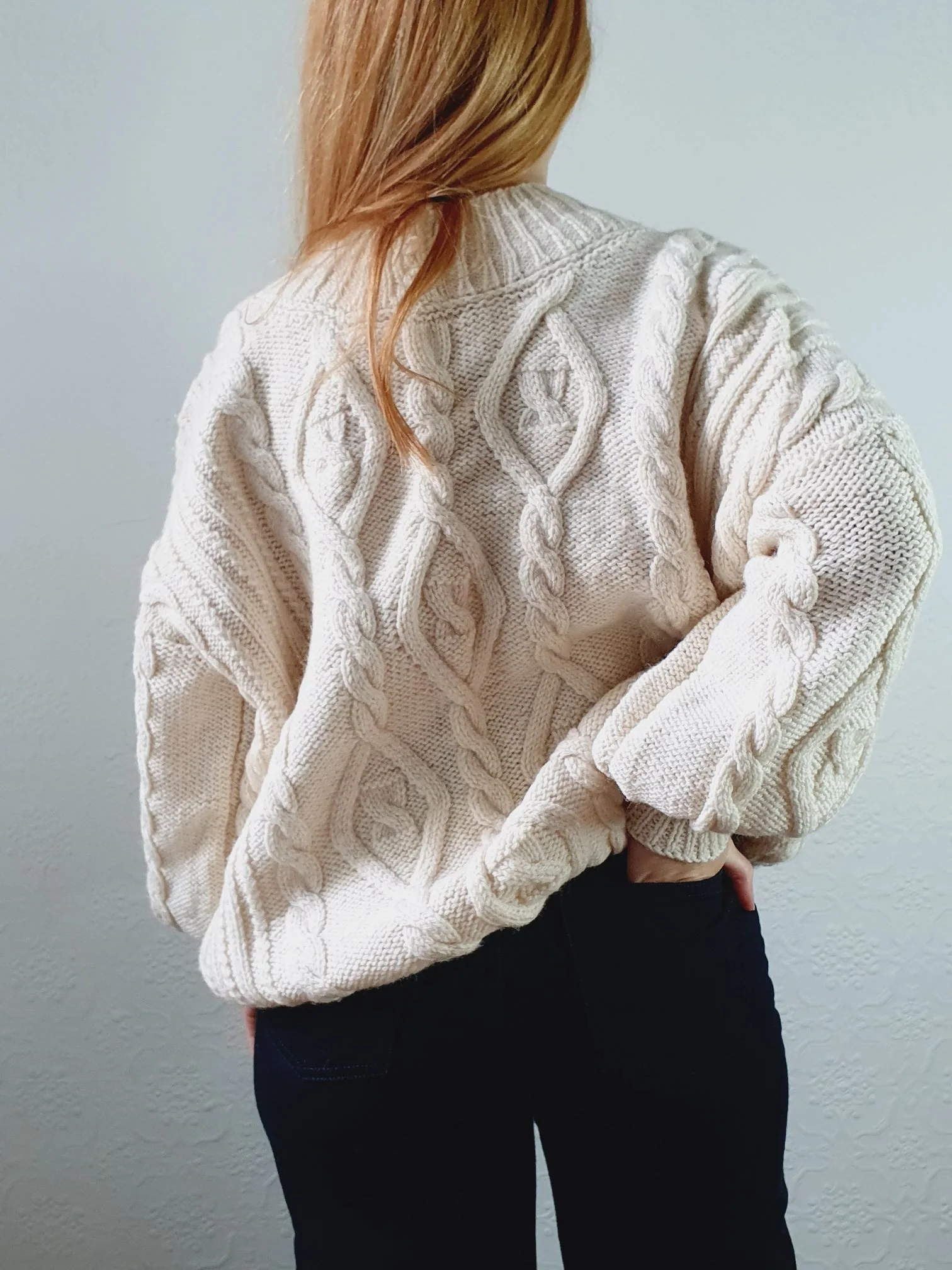 Vintage 80s Cream Crew Neck Cable Knit Aran Jumper - M/L - Image 4
