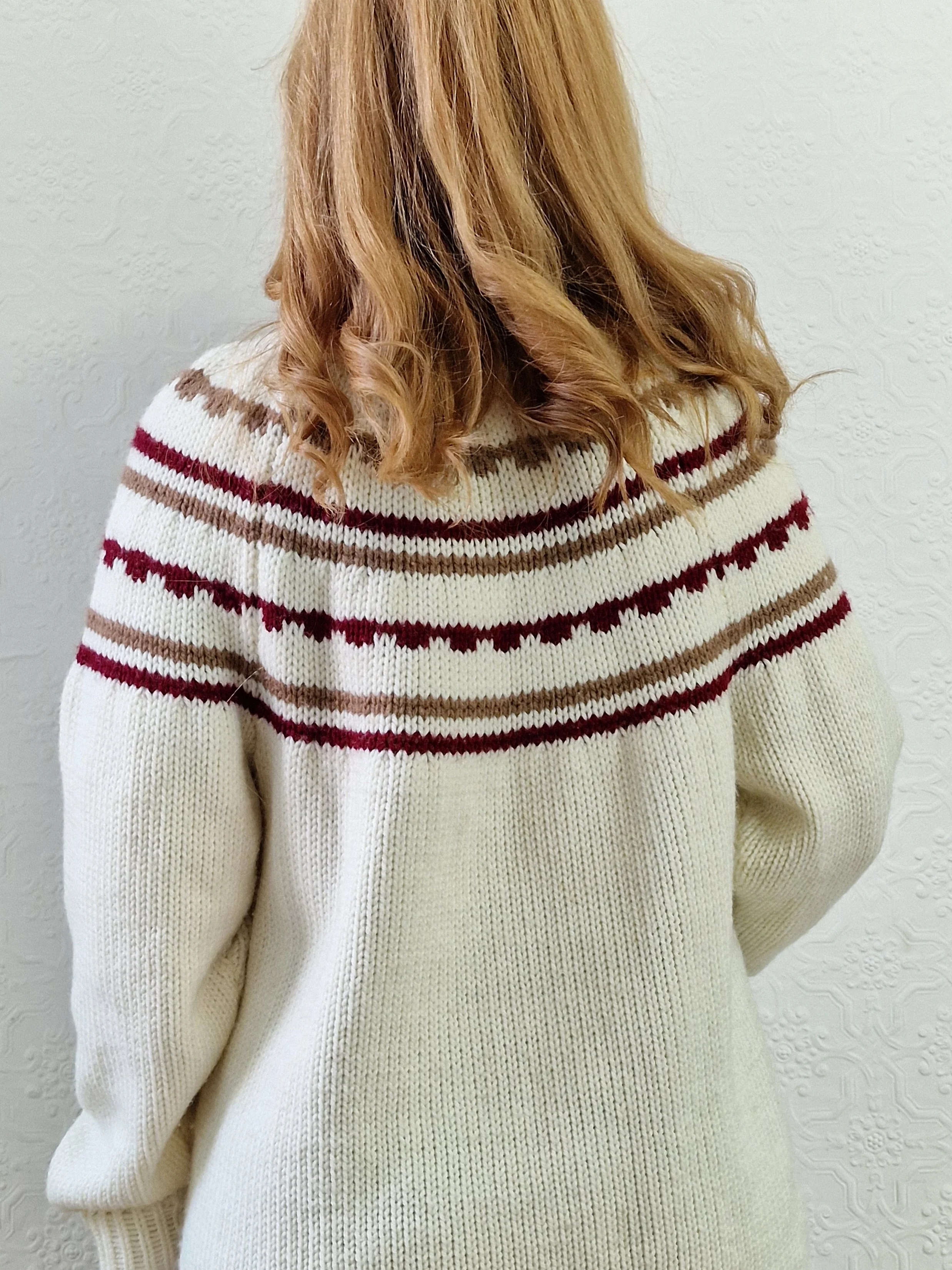Vintage 80s Cream Icelandic Style Jumper with Crew Neck - L - Image 5