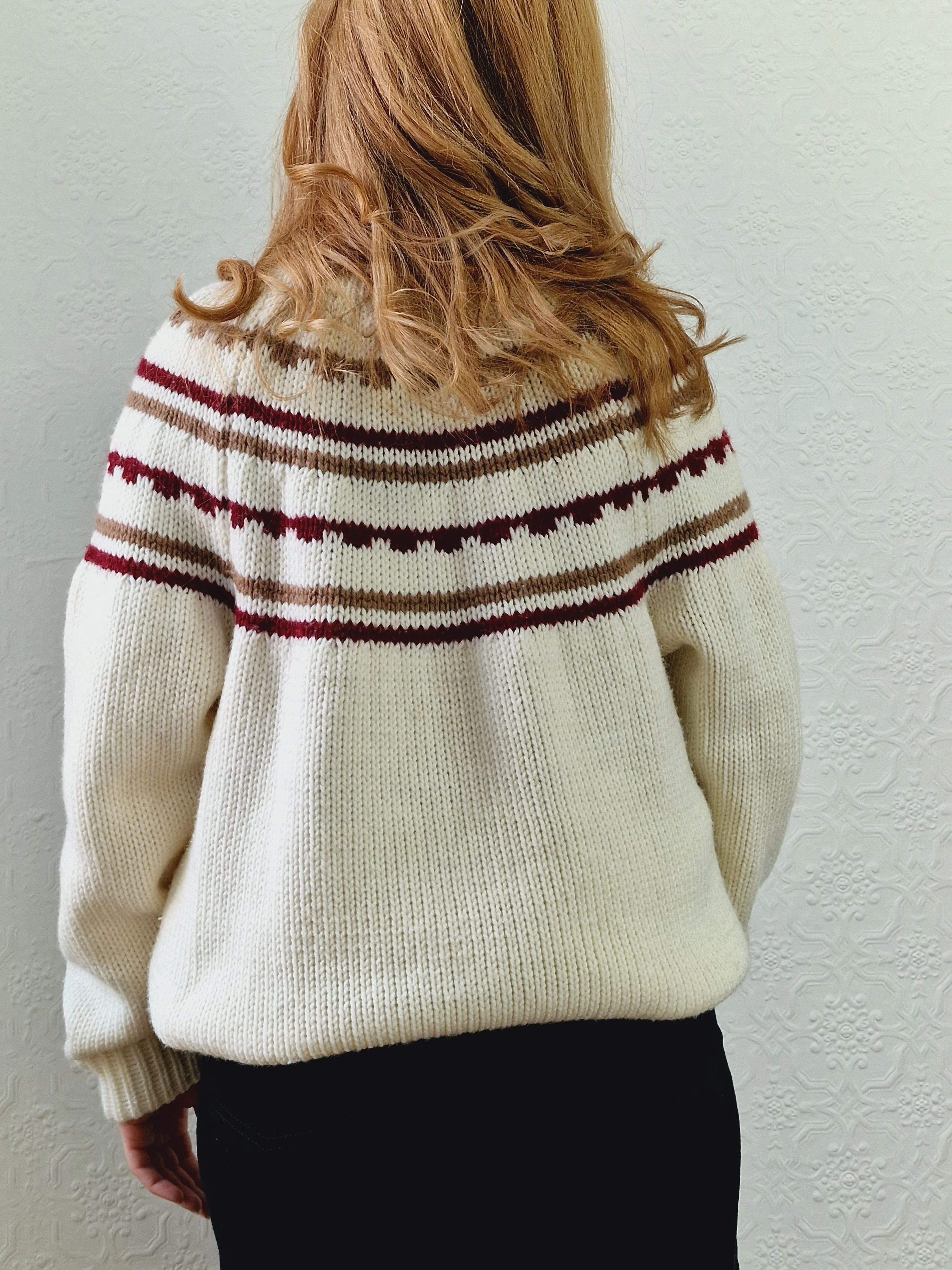 Vintage 80s Cream Icelandic Style Jumper with Crew Neck - L - Image 7