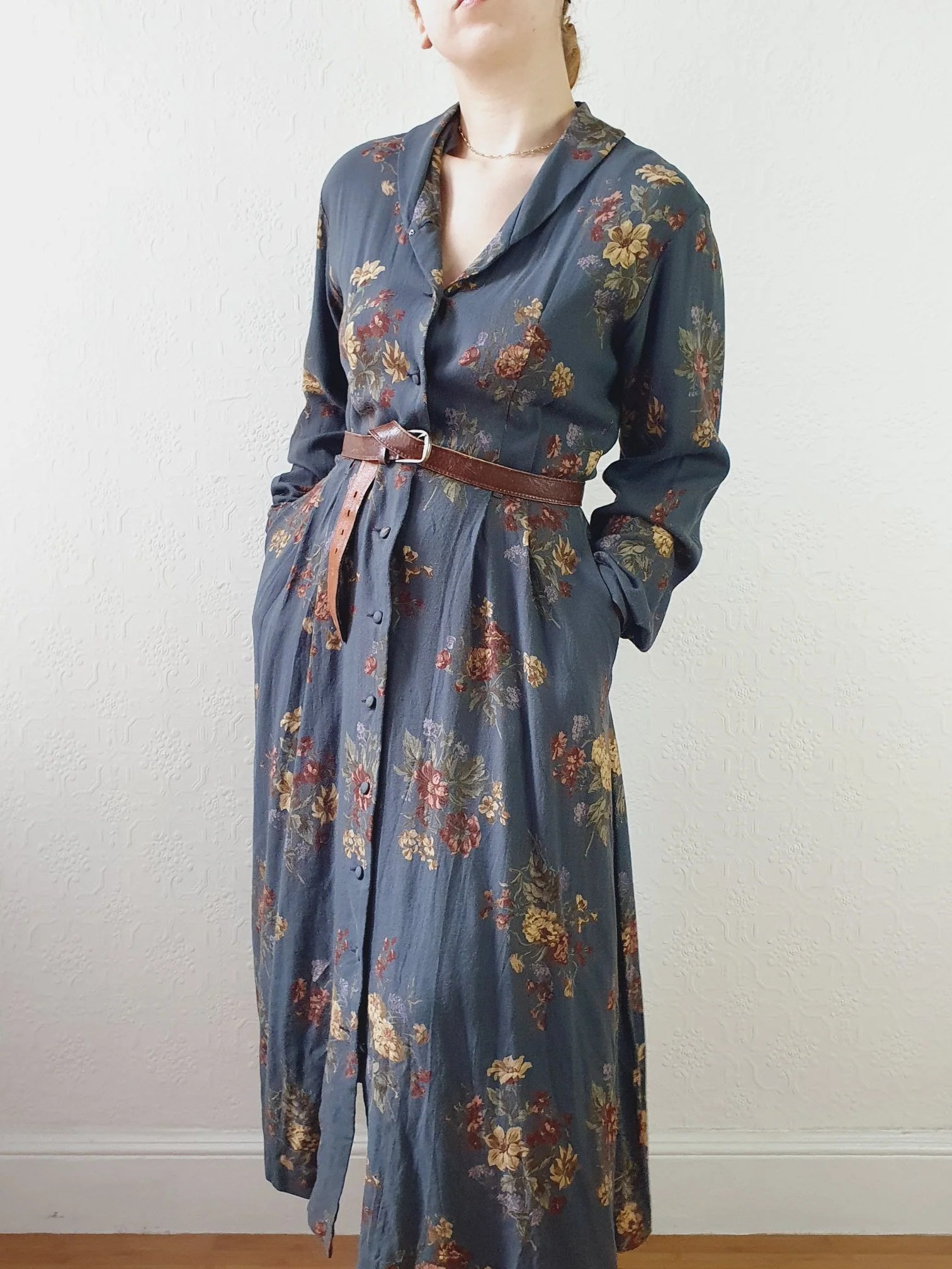 Vintage 80s Dark Blue Grey Floral Dress with Long Sleeves - M