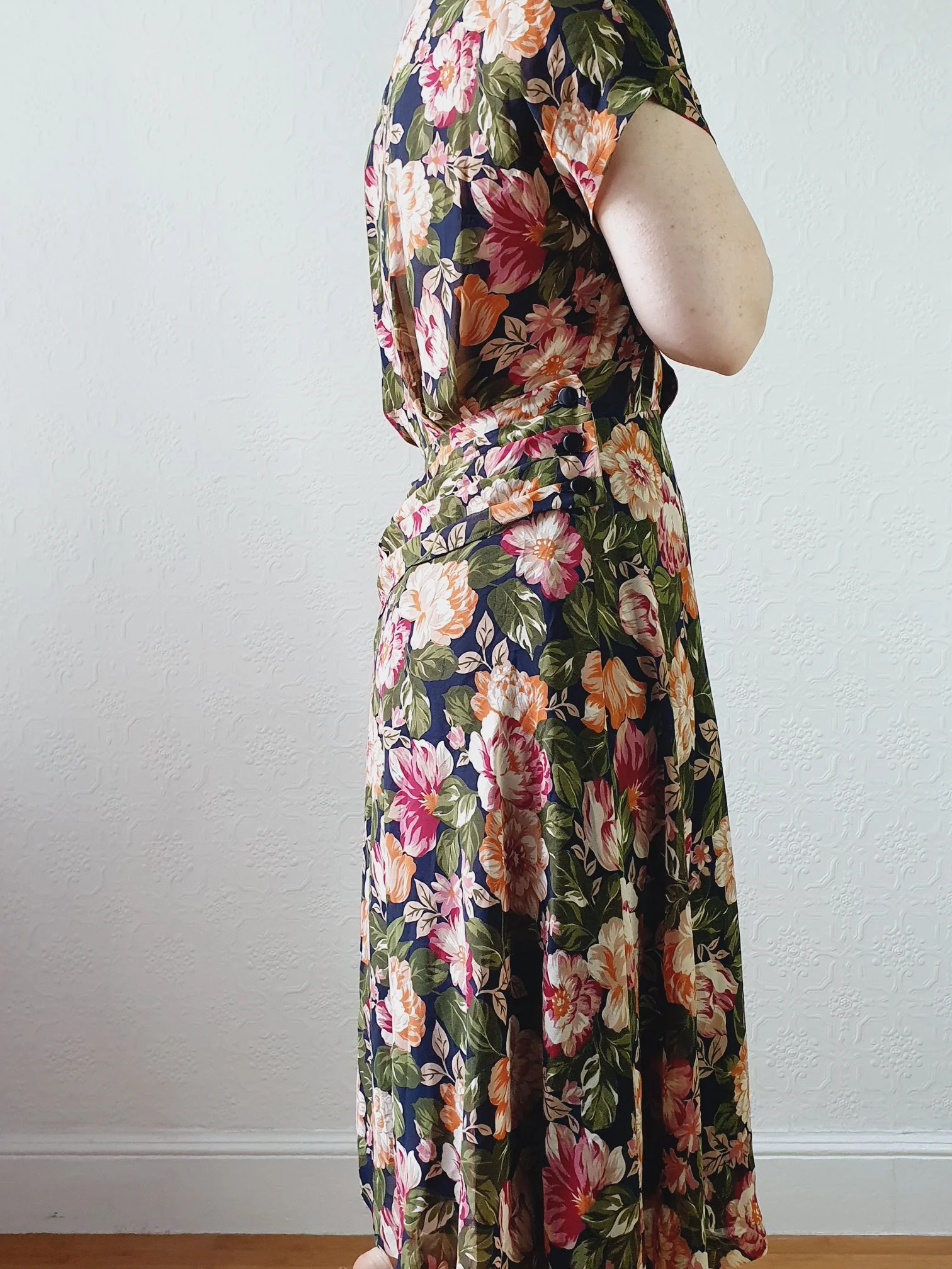 Vintage 80s Dark Navy Floral Dress with Cap Sleeves - S/M - Image 8