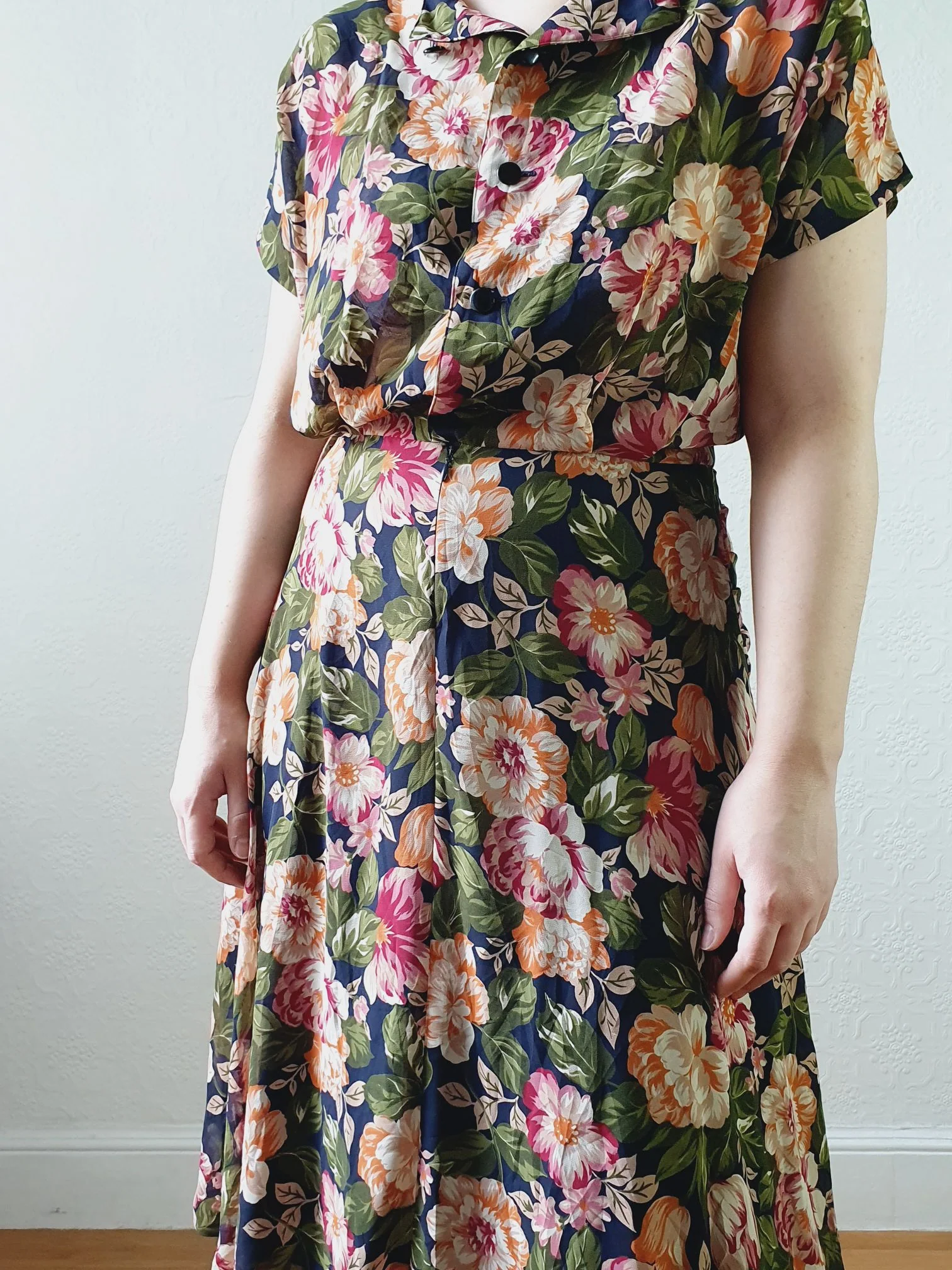 Vintage 80s Dark Navy Floral Dress with Cap Sleeves - S/M - Image 9
