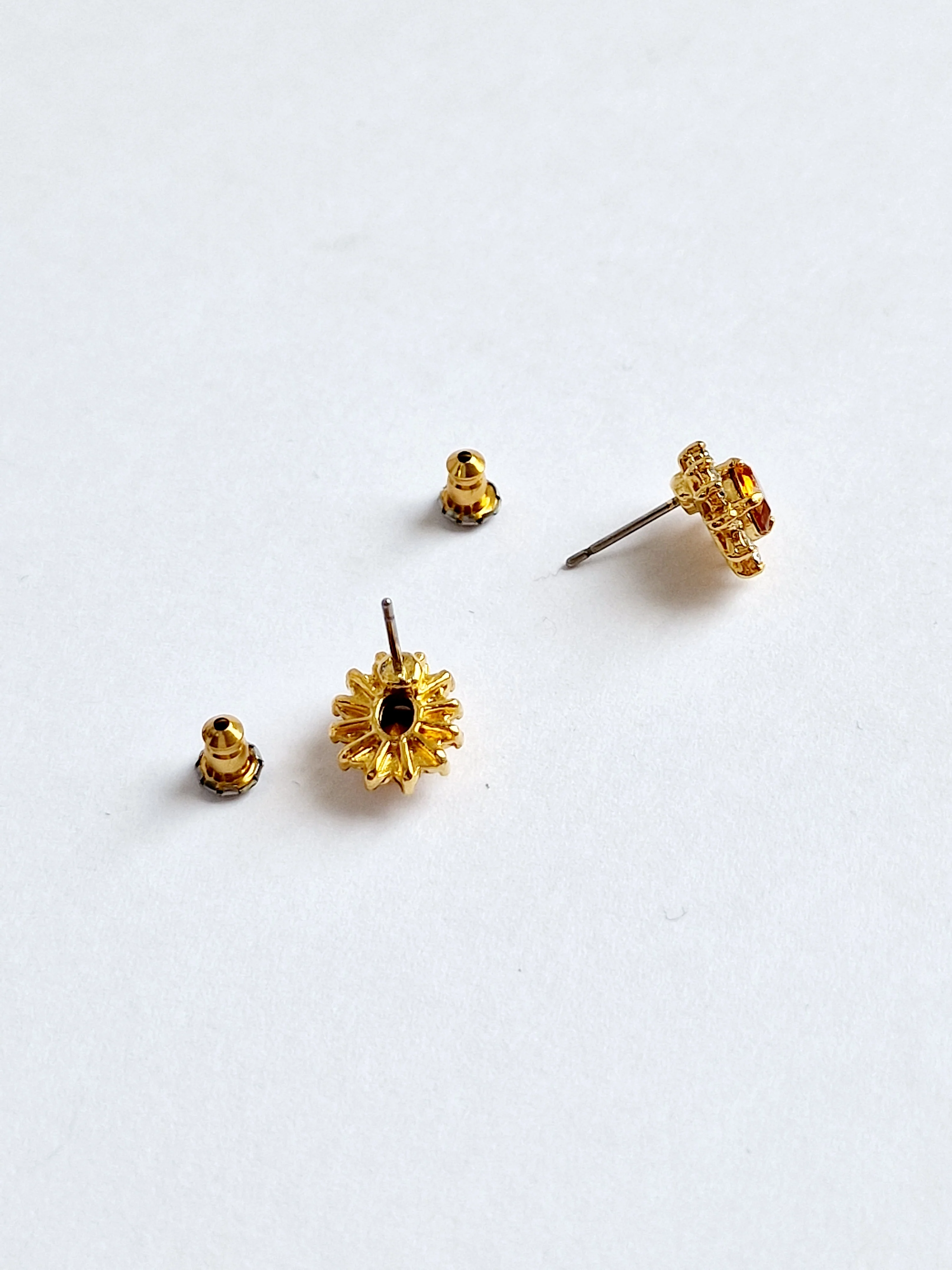 Vintage 80s Gold Plated Crystal Cluster Stud Earrings - Image 3