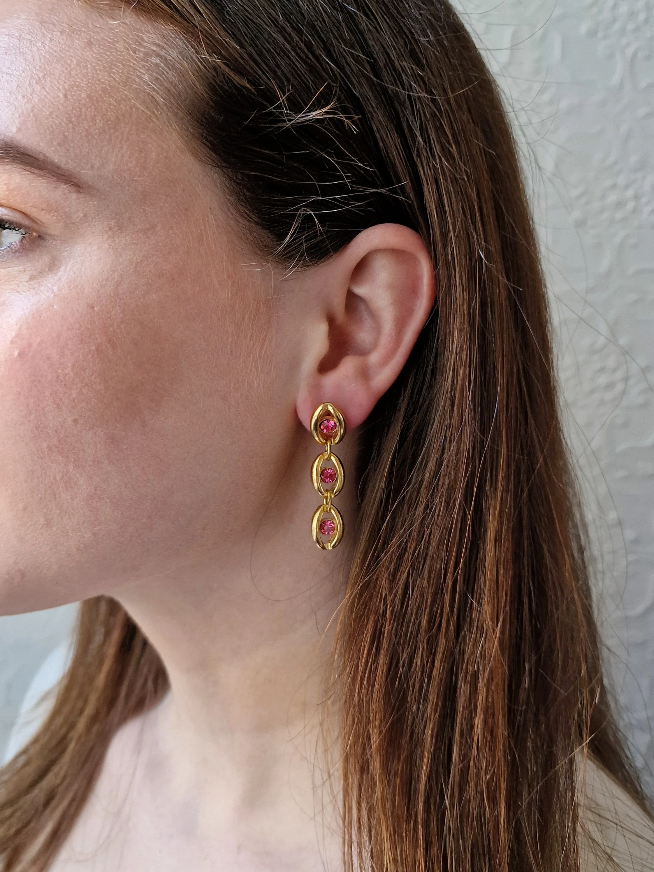 Vintage 80s Gold Plated Drop Earrings with Pink Crystals - Image 4