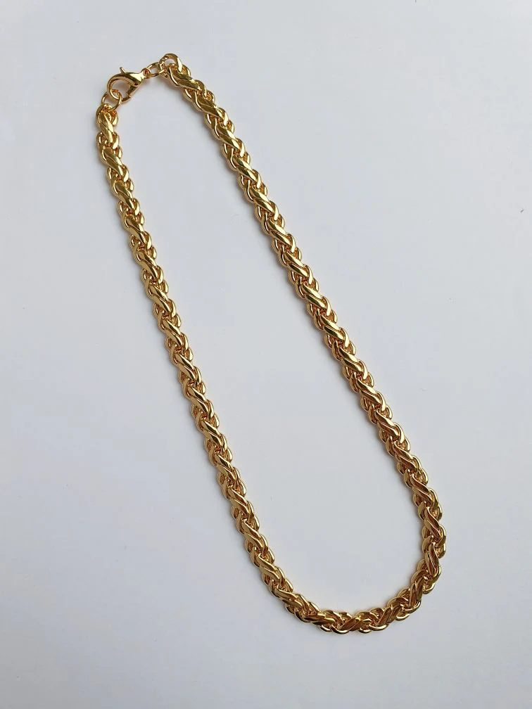 Vintage 80s Gold Plated Intricate Flat Chain Necklace - Image 3