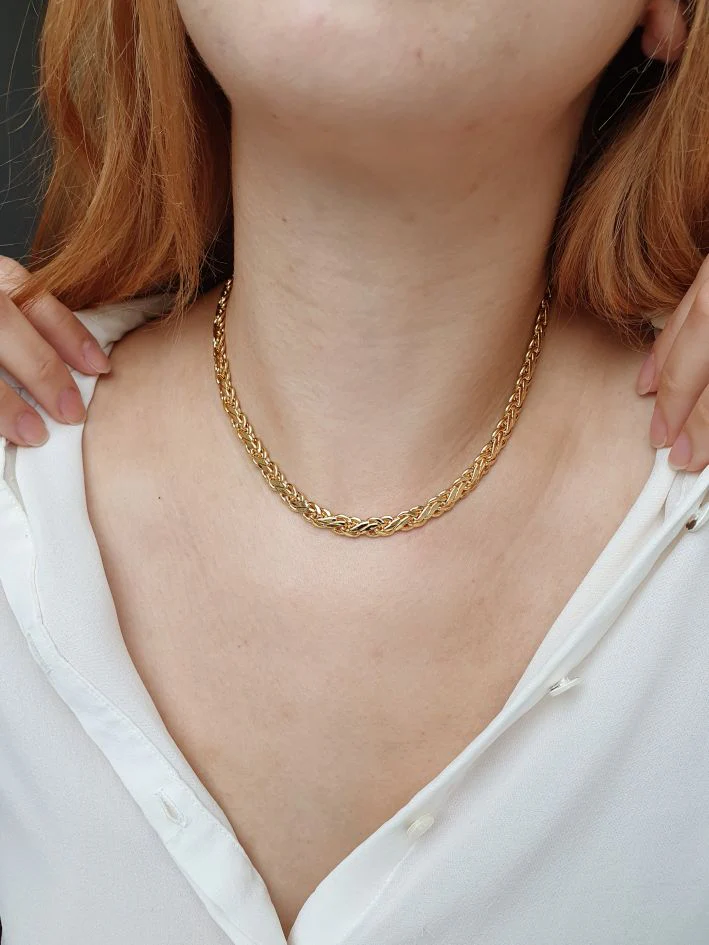 Vintage 80s Gold Plated Intricate Flat Chain Necklace - Image 6
