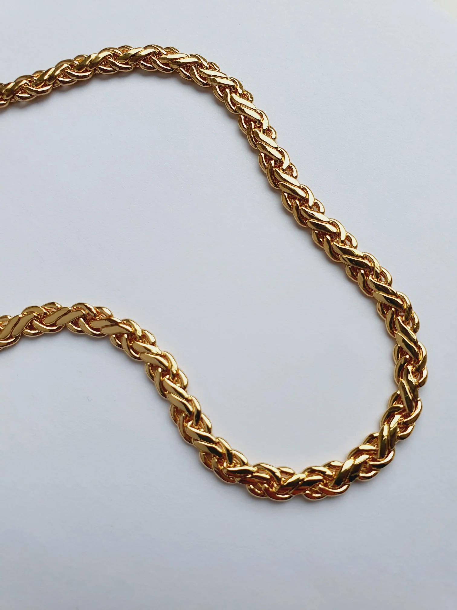 Vintage 80s Gold Plated Intricate Flat Chain Necklace - Image 9