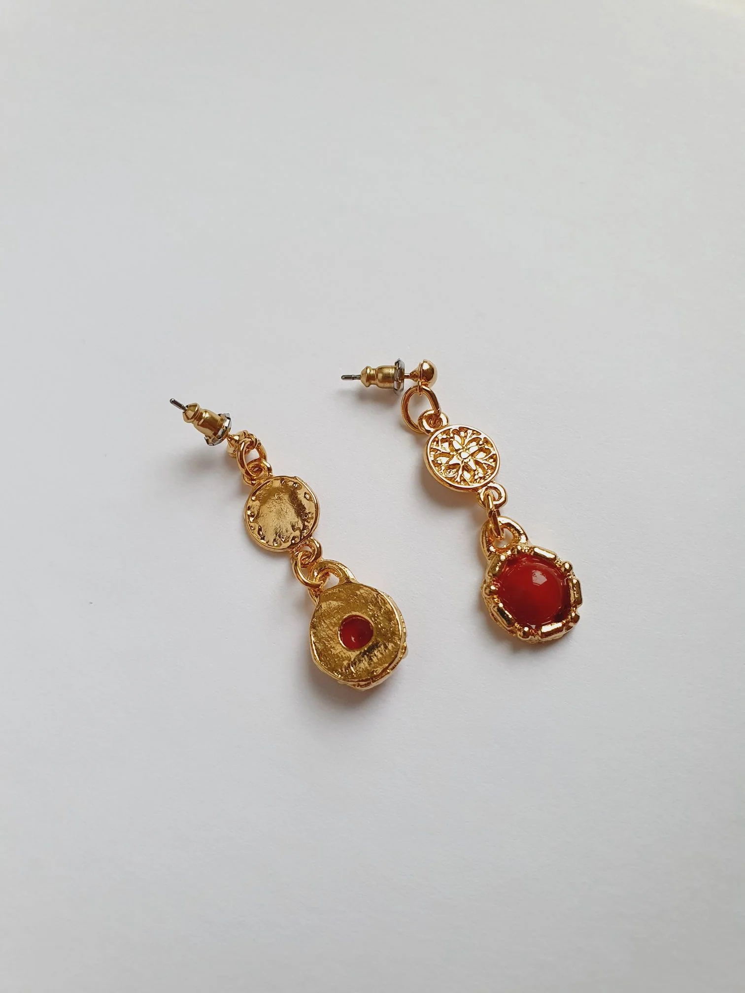 Vintage 80s Gold Plated Textured Drop Earrings with Red Charm - Image 3
