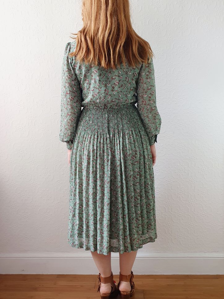 Vintage 80s Green Floral Midi Dress with Long Puff Sleeves - XS - Image 10