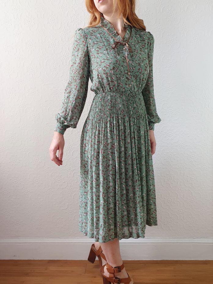 Vintage 80s Green Floral Midi Dress with Long Puff Sleeves - XS - Image 14