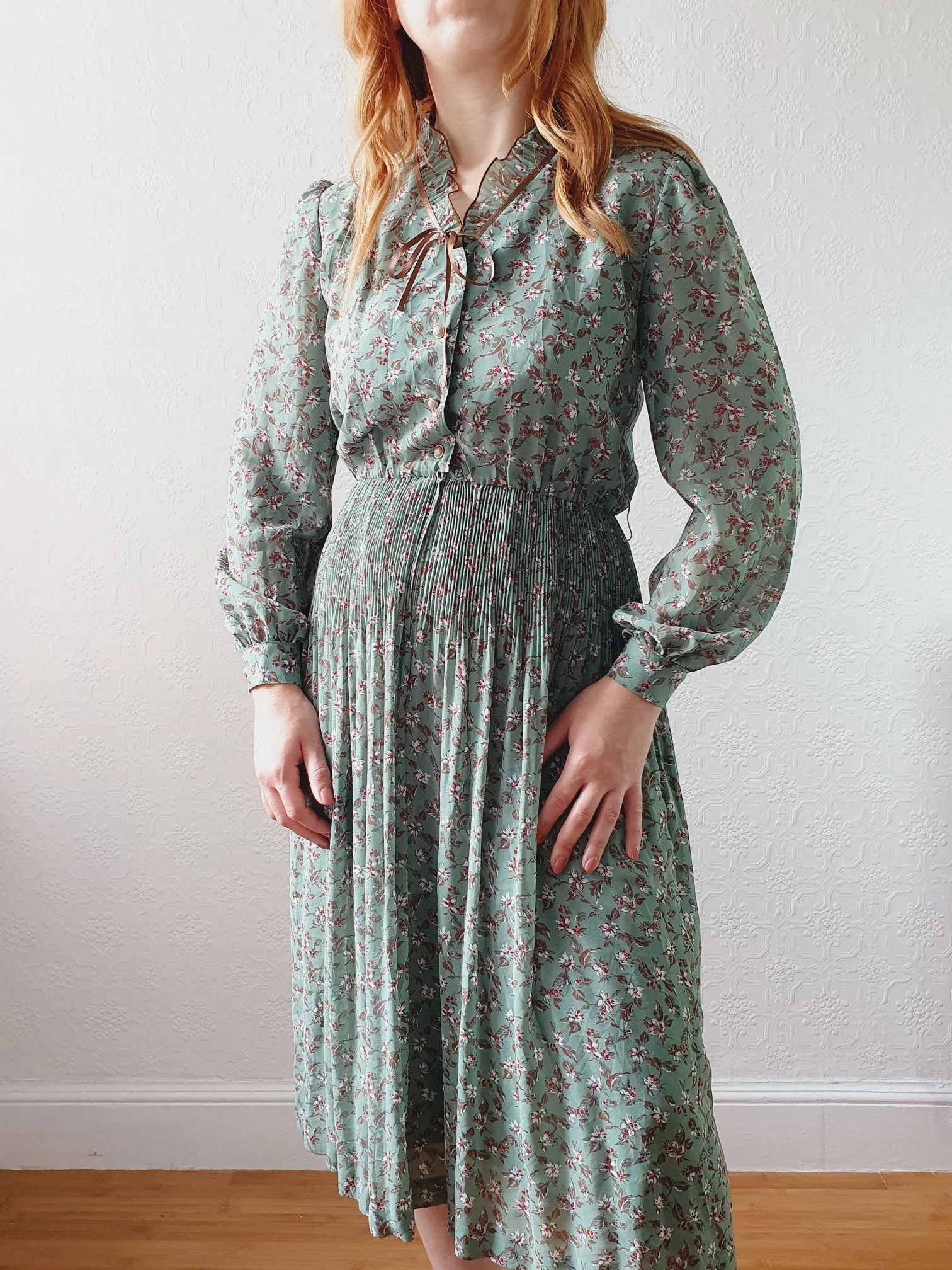 Vintage 80s Green Floral Midi Dress with Long Puff Sleeves - XS - Image 5