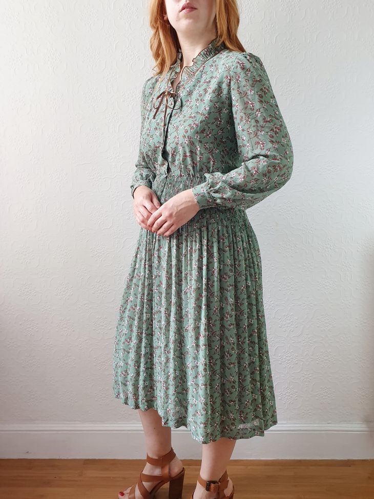 Vintage 80s Green Floral Midi Dress with Long Puff Sleeves - XS - Image 9