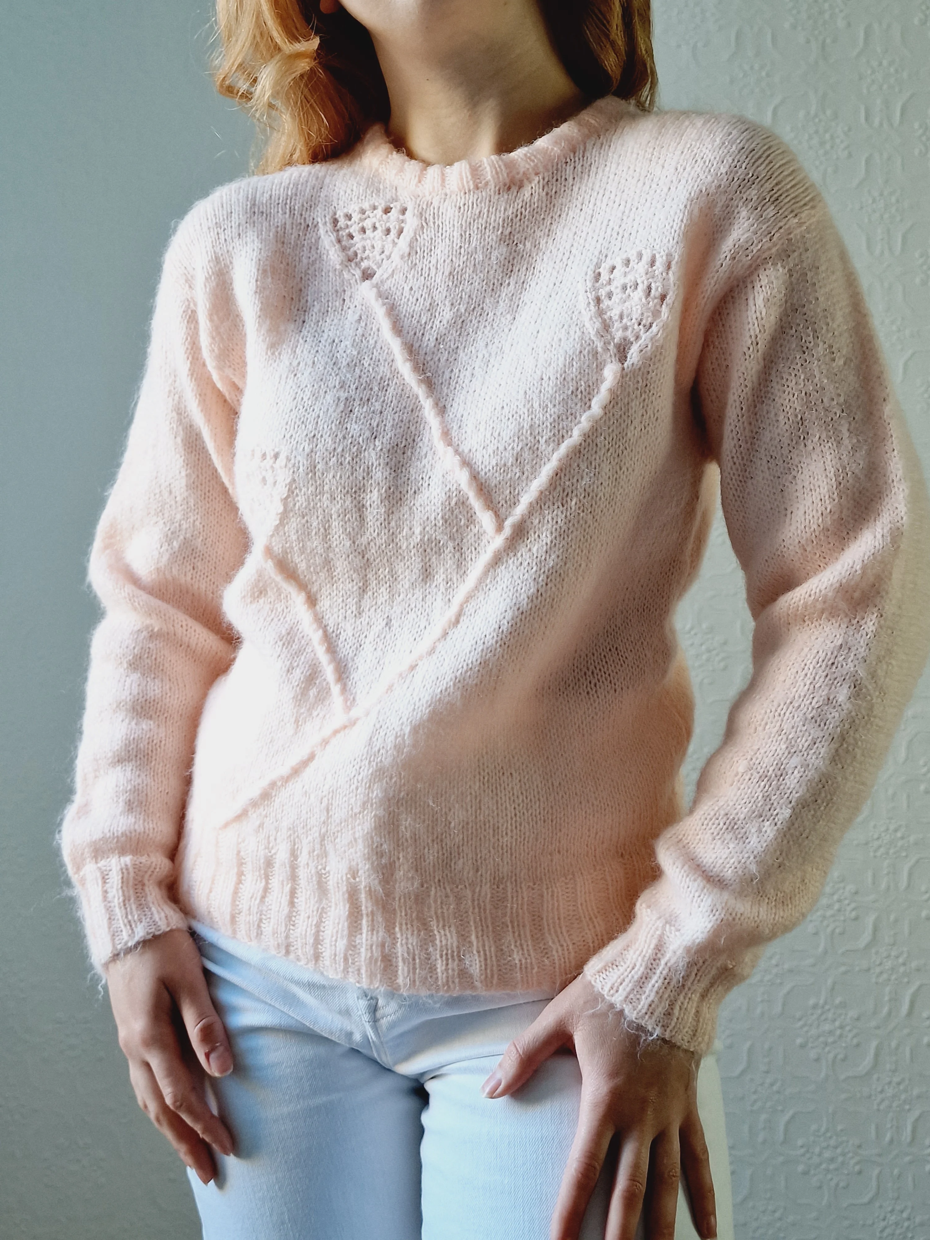 Vintage 80s Handknitted Light Peach Mohair Jumper with Crew Neck - S - Image 8