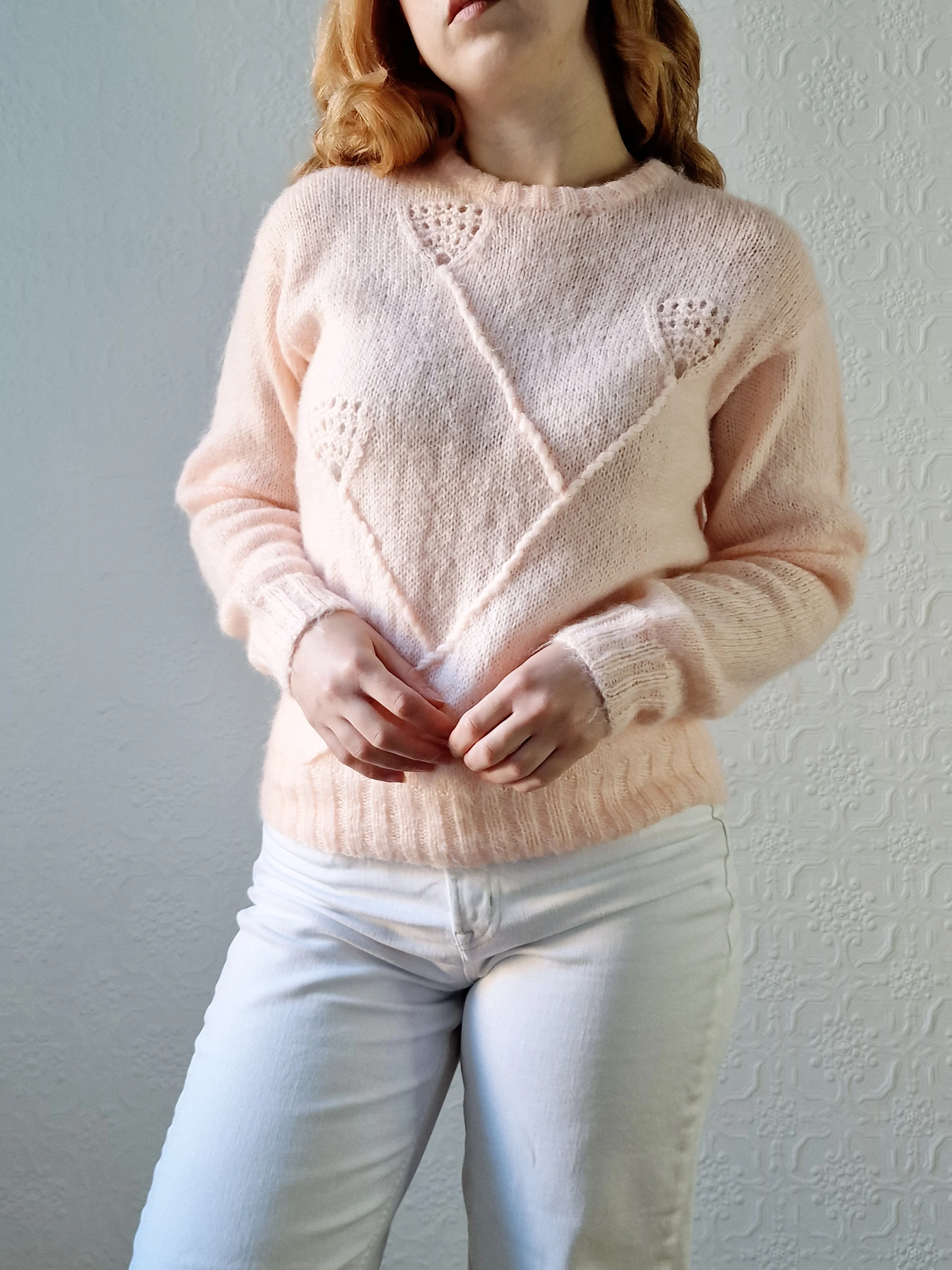 Vintage 80s Handknitted Light Peach Mohair Jumper with Crew Neck - S - Image 9