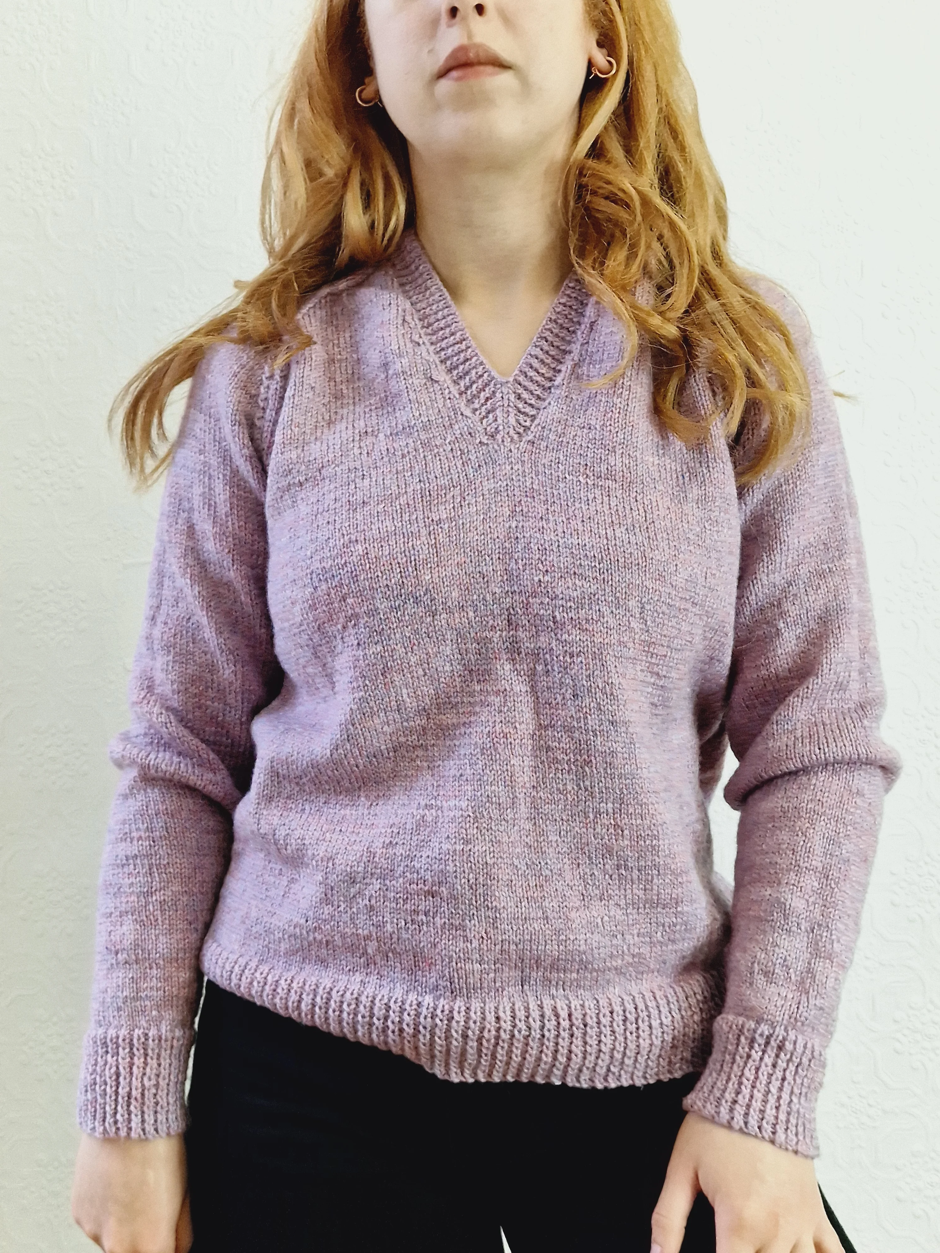 Vintage 80s Lavender Purple V-Neck Handknitted Jumper - S/M - Image 4