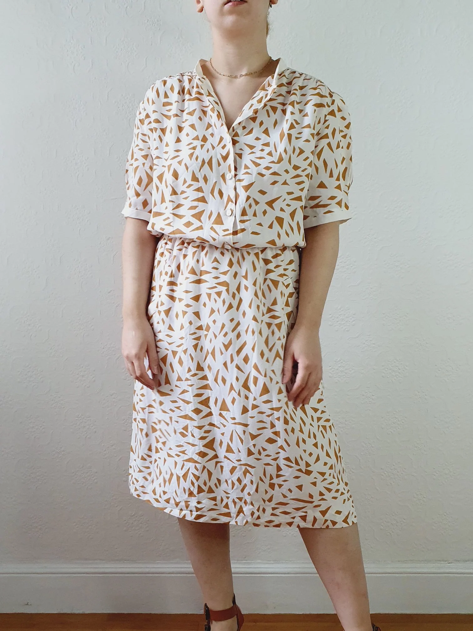 Vintage 80s Short Sleeve White Dress with Mustard Abstract Pattern - S/M