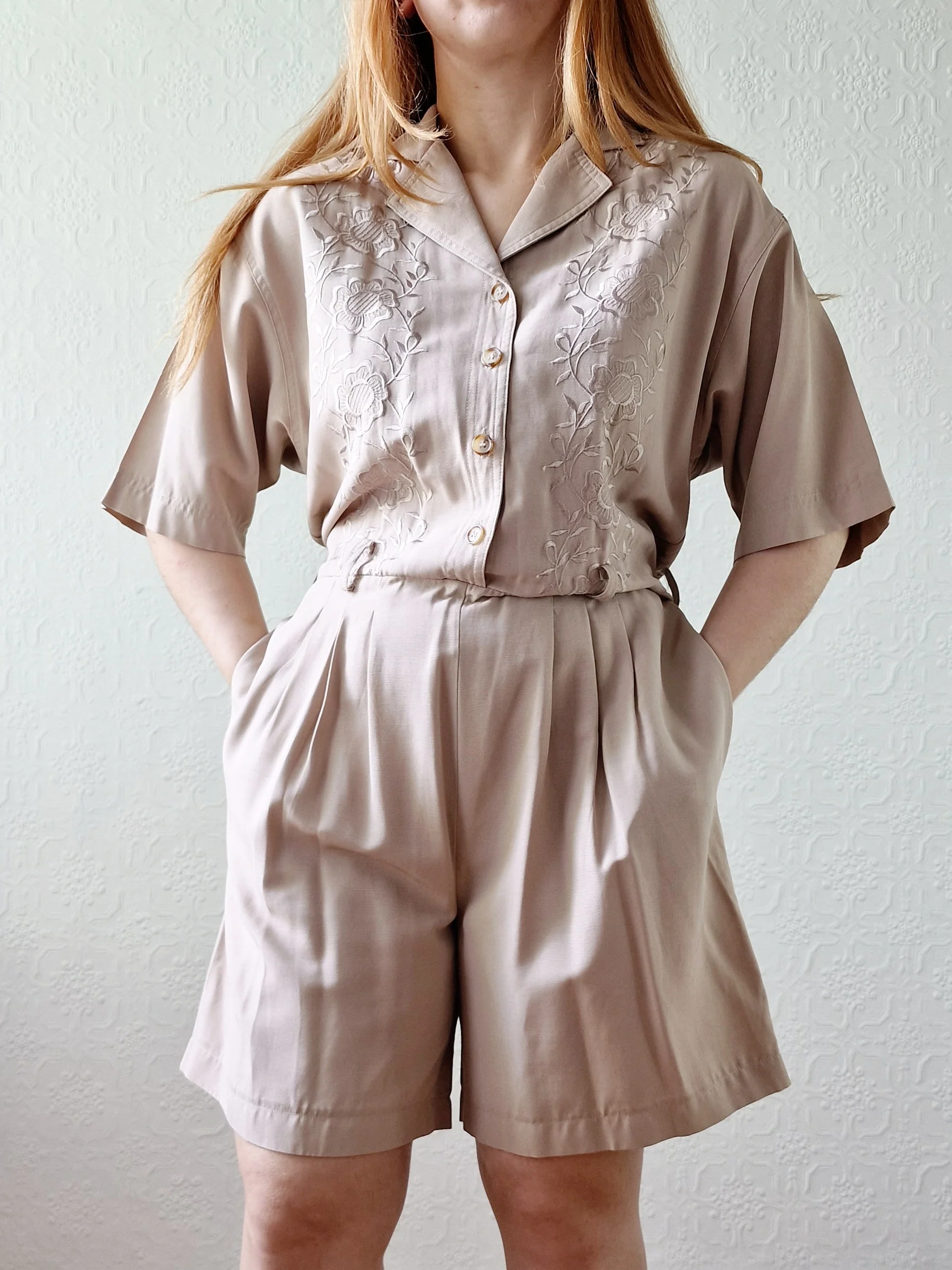 Vintage 80s Taupe Embroidered Playsuit with Short Sleeves - M - Image 6