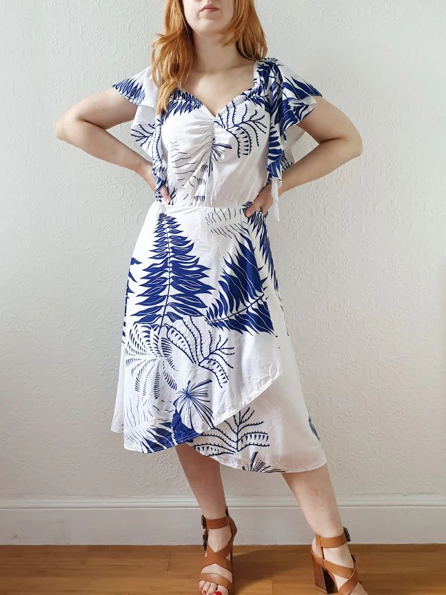 Vintage 80s White and Navy Cap Sleeve Dress - M