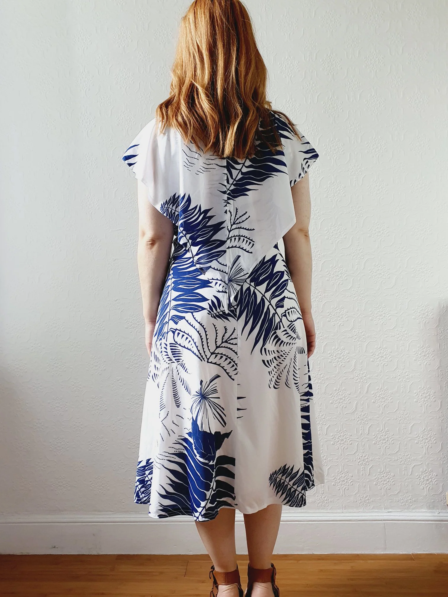 Vintage 80s White and Navy Cap Sleeve Dress - M - Image 6