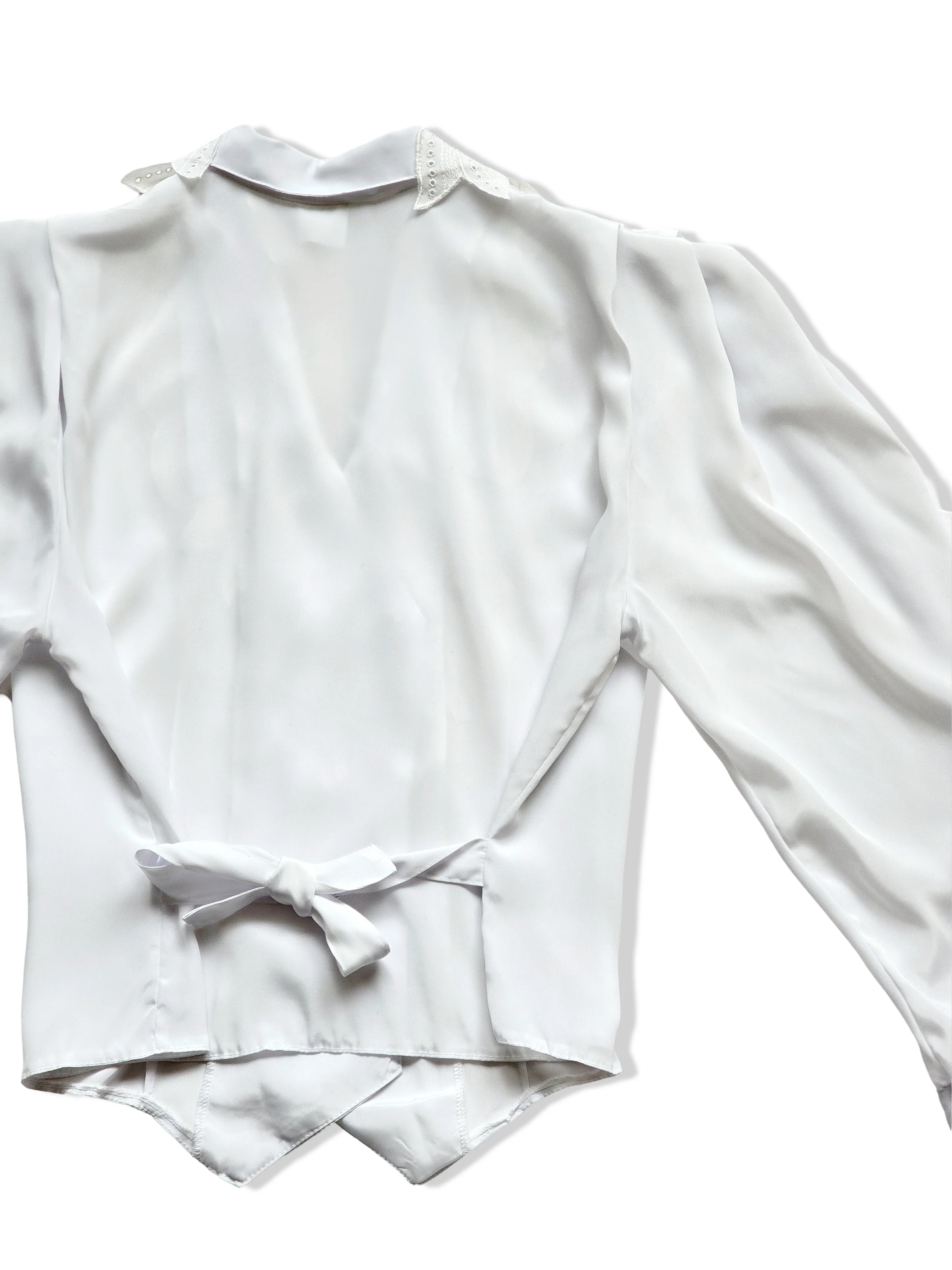 Vintage 80s White Button Up Blouse with Lace Statement Collar - M - Image 6
