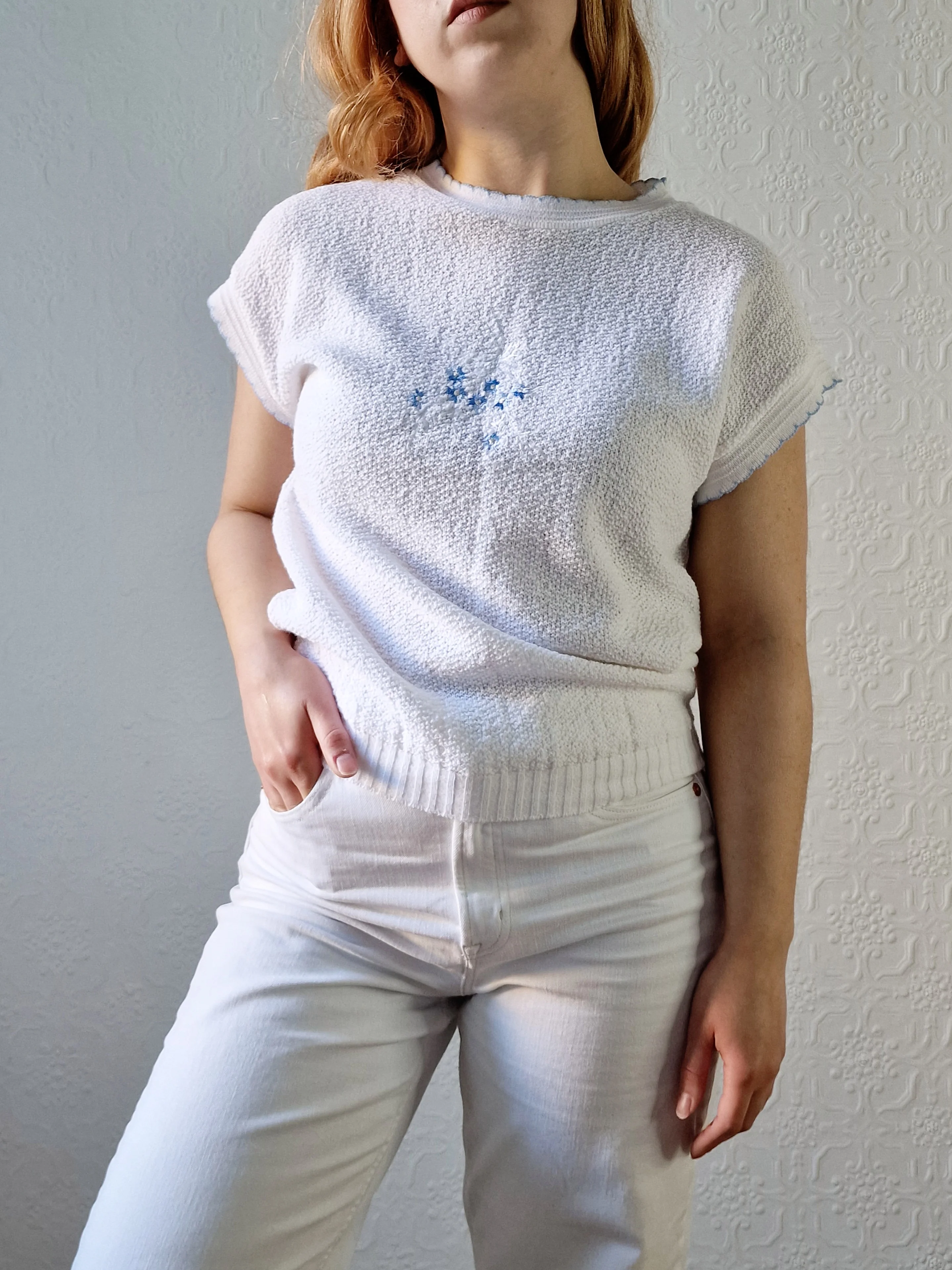 Vintage 80s White Crew Neck Knitted Jumper Top with Blue Floral Embroidery - S - Image 2