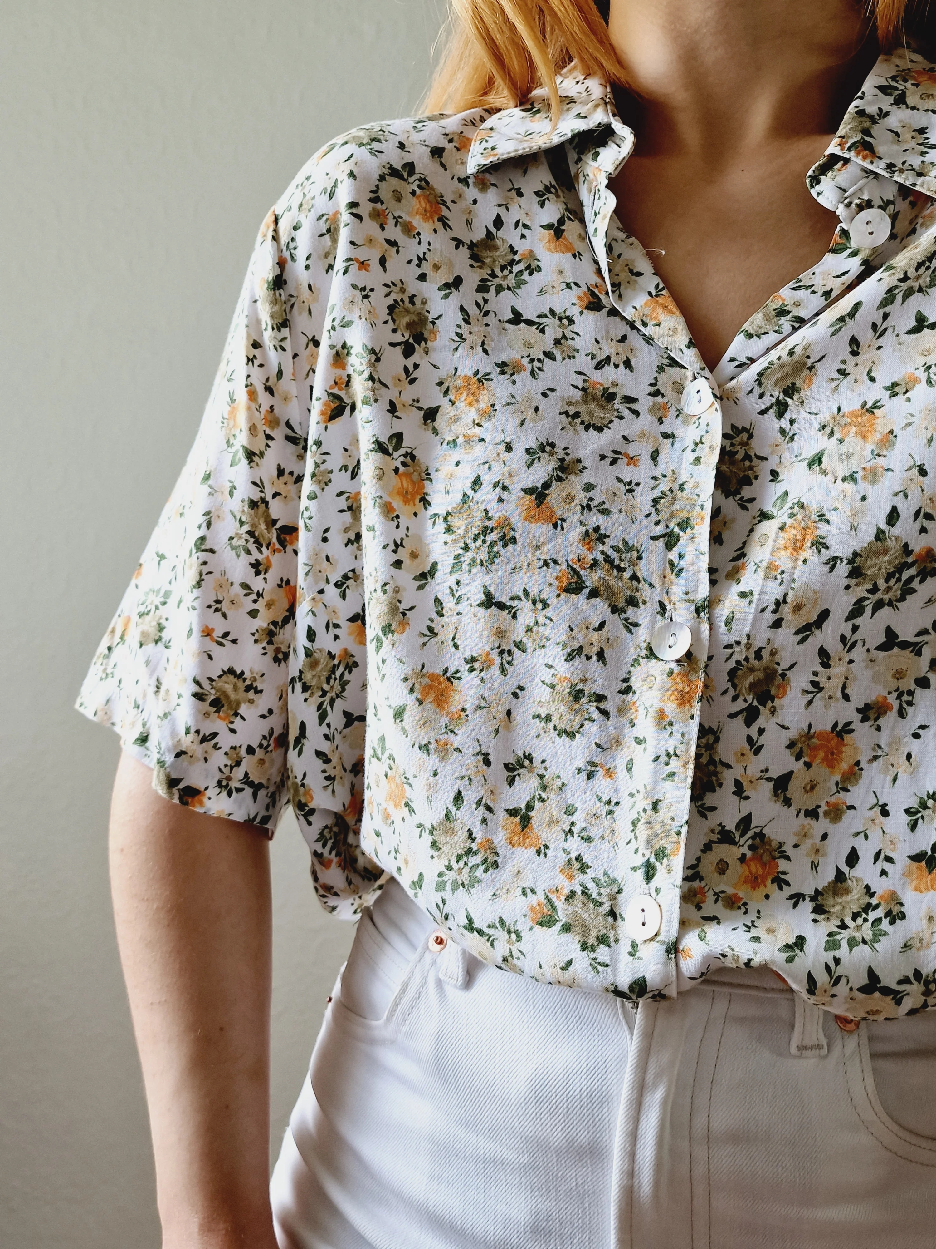 Vintage 80s White Short Sleeve Blouse with Green Floral Print - L - Image 2
