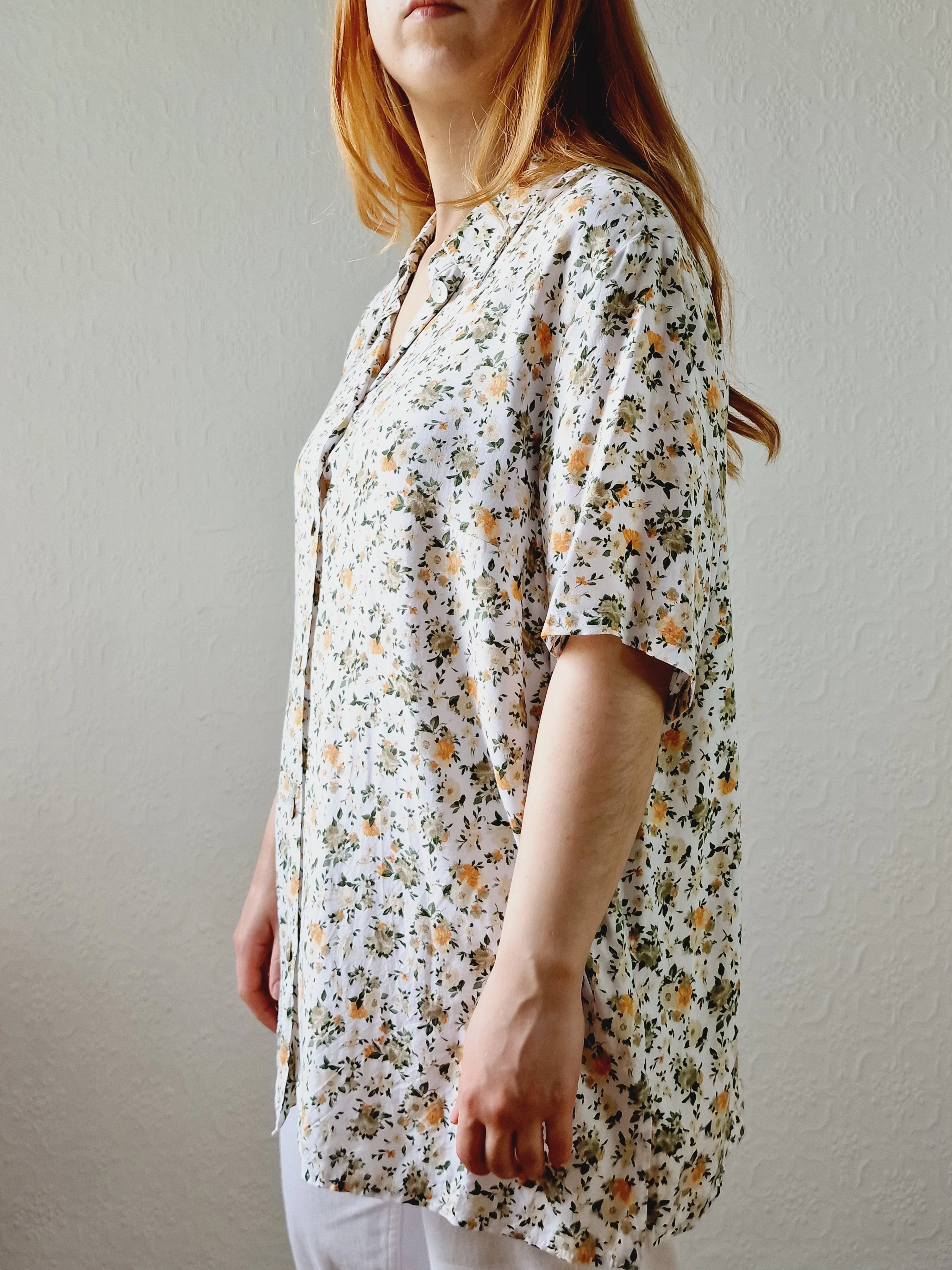 Vintage 80s White Short Sleeve Blouse with Green Floral Print - L - Image 7
