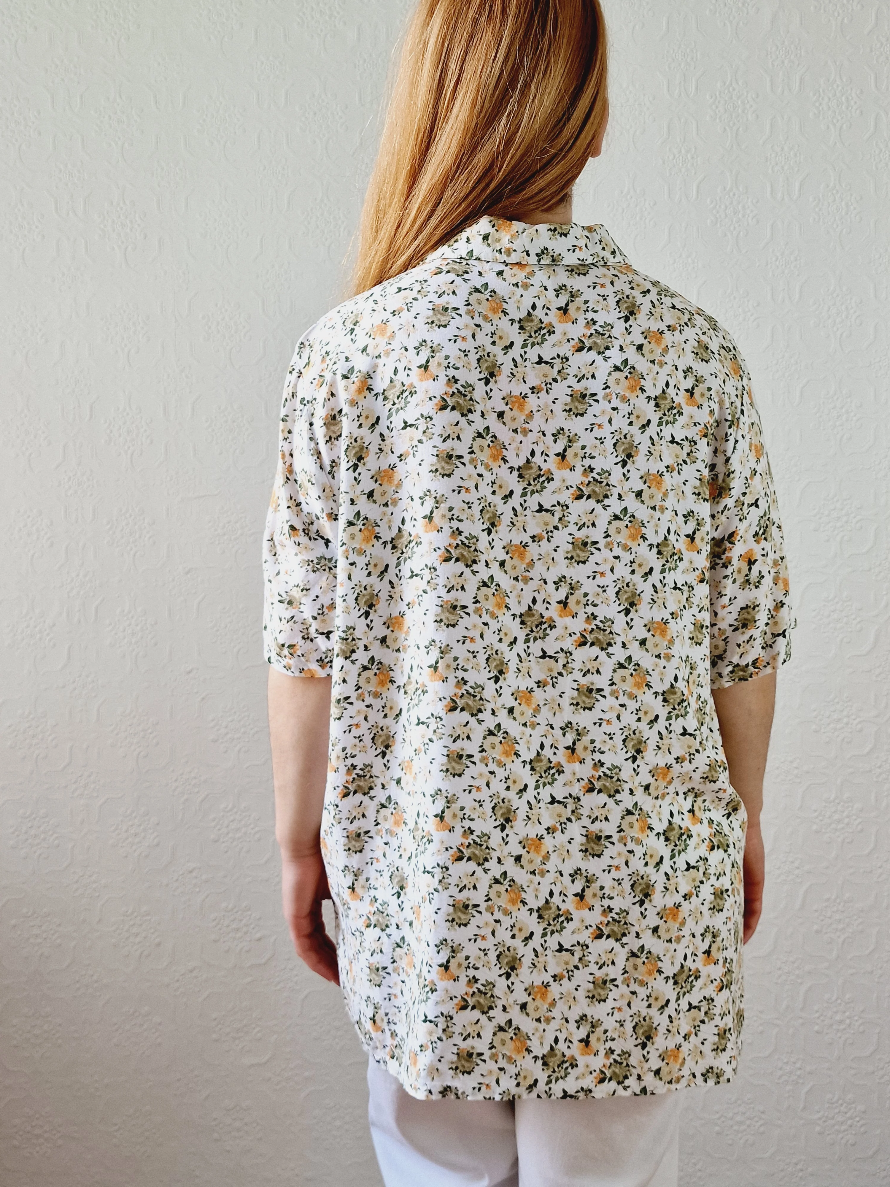 Vintage 80s White Short Sleeve Blouse with Green Floral Print - L - Image 8