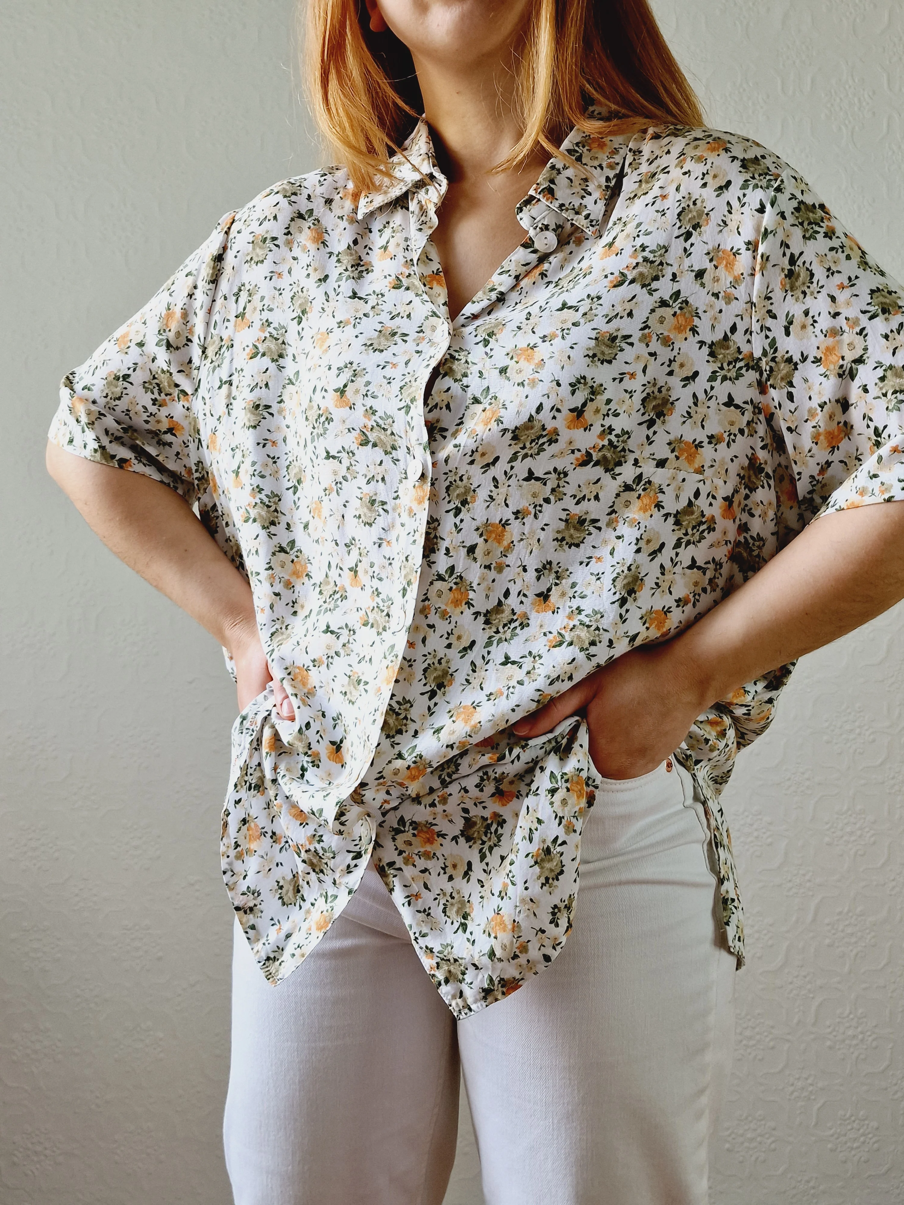 Vintage 80s White Short Sleeve Blouse with Green Floral Print - L - Image 9