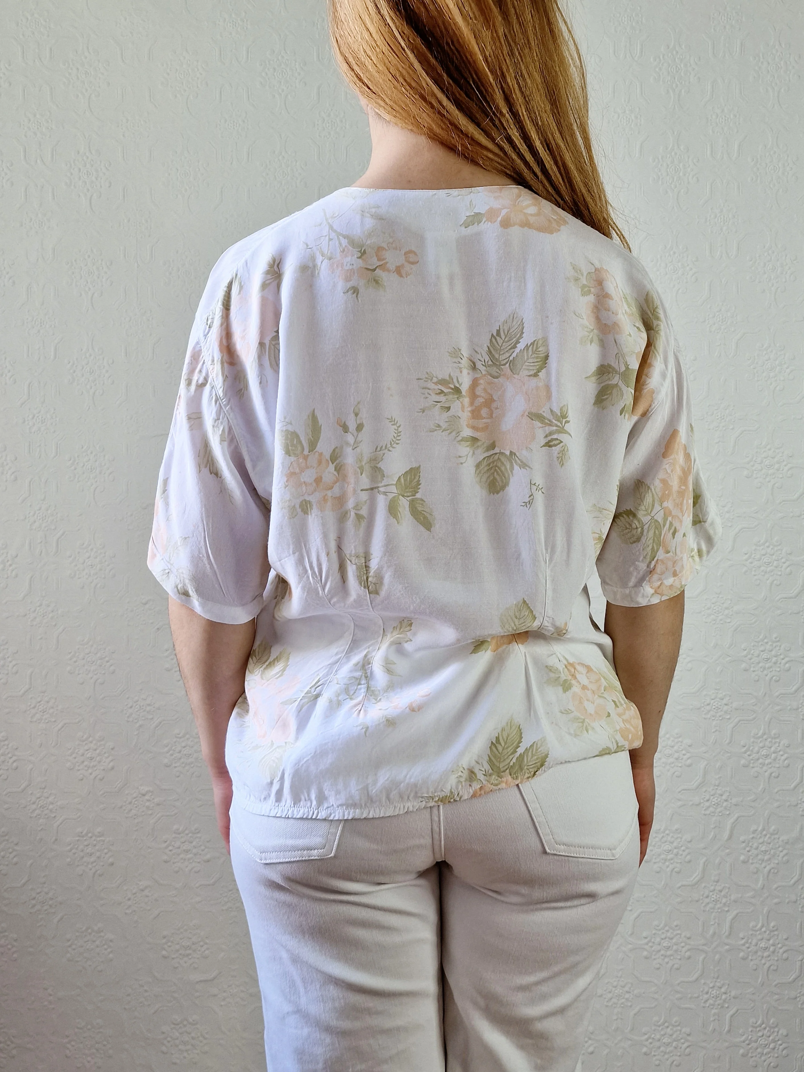 Vintage 80s White Short Sleeve Blouse with Pink Floral Print - M - Image 2