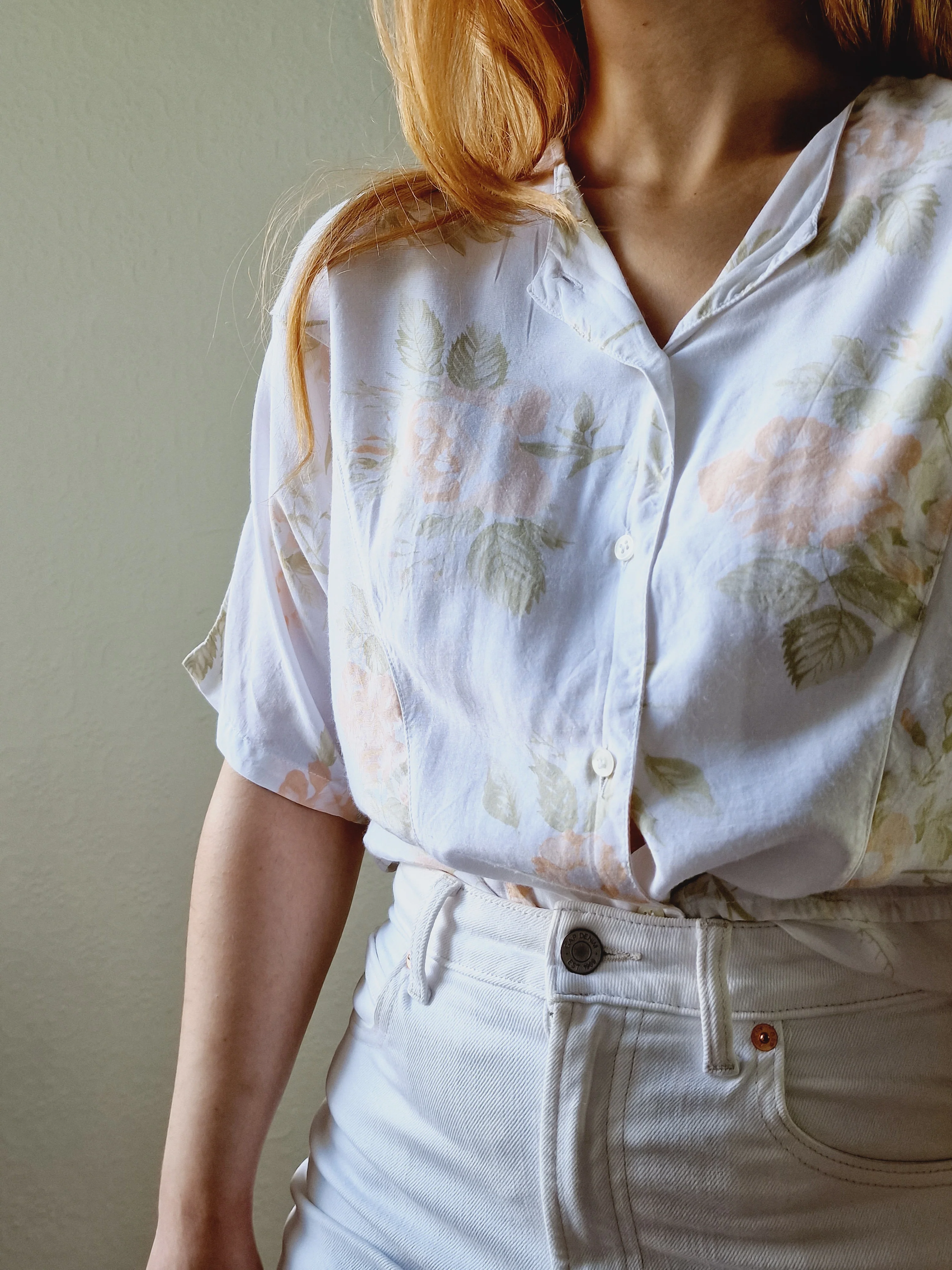 Vintage 80s White Short Sleeve Blouse with Pink Floral Print - M - Image 3