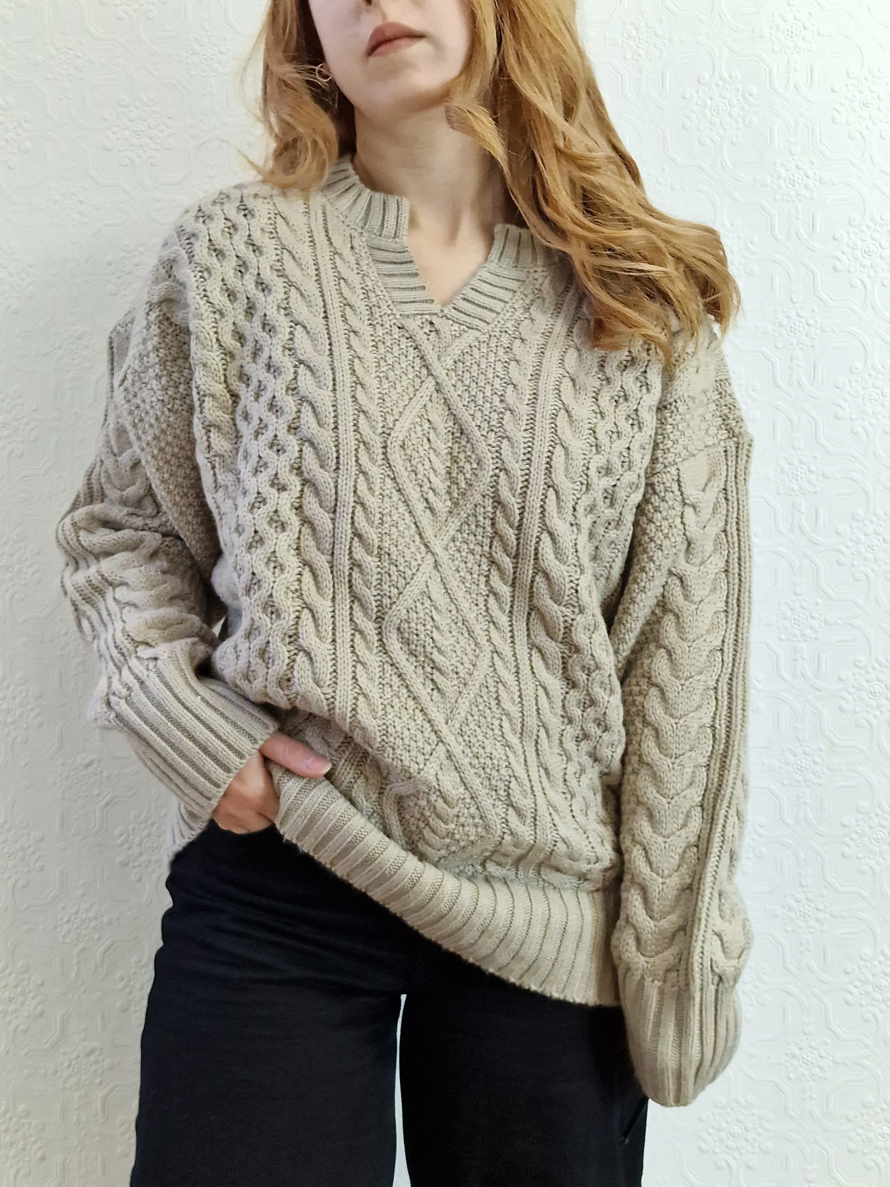 Vintage 90s Beige Grey Cable Knit Aran Jumper with Split Crew Neck - L - Image 11