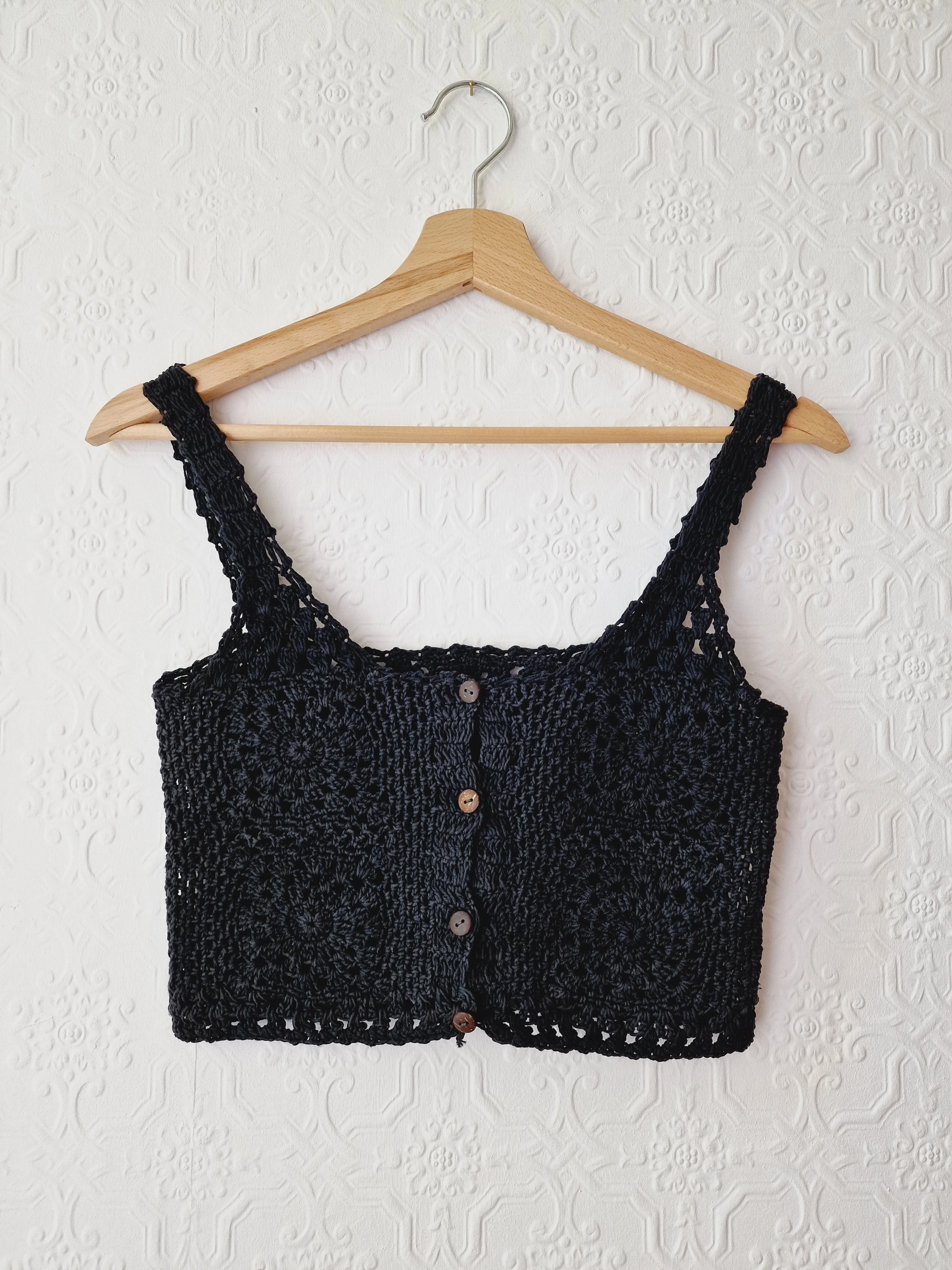 Vintage 90s Black Crochet Cropped Sleeveless Bralette Top - XS