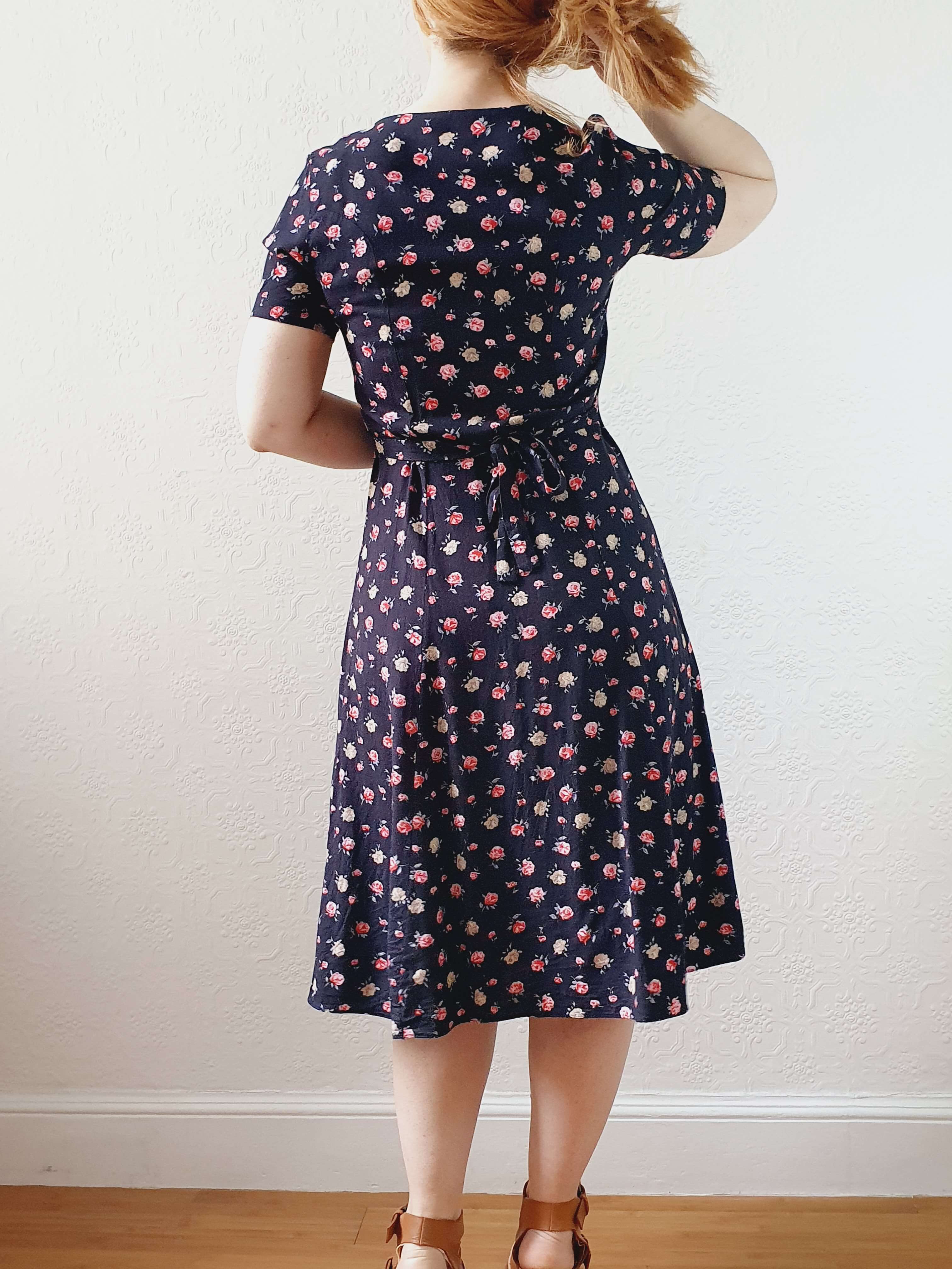 Vintage 90s Black Floral Short Sleeve Dress - XS/S - Image 6