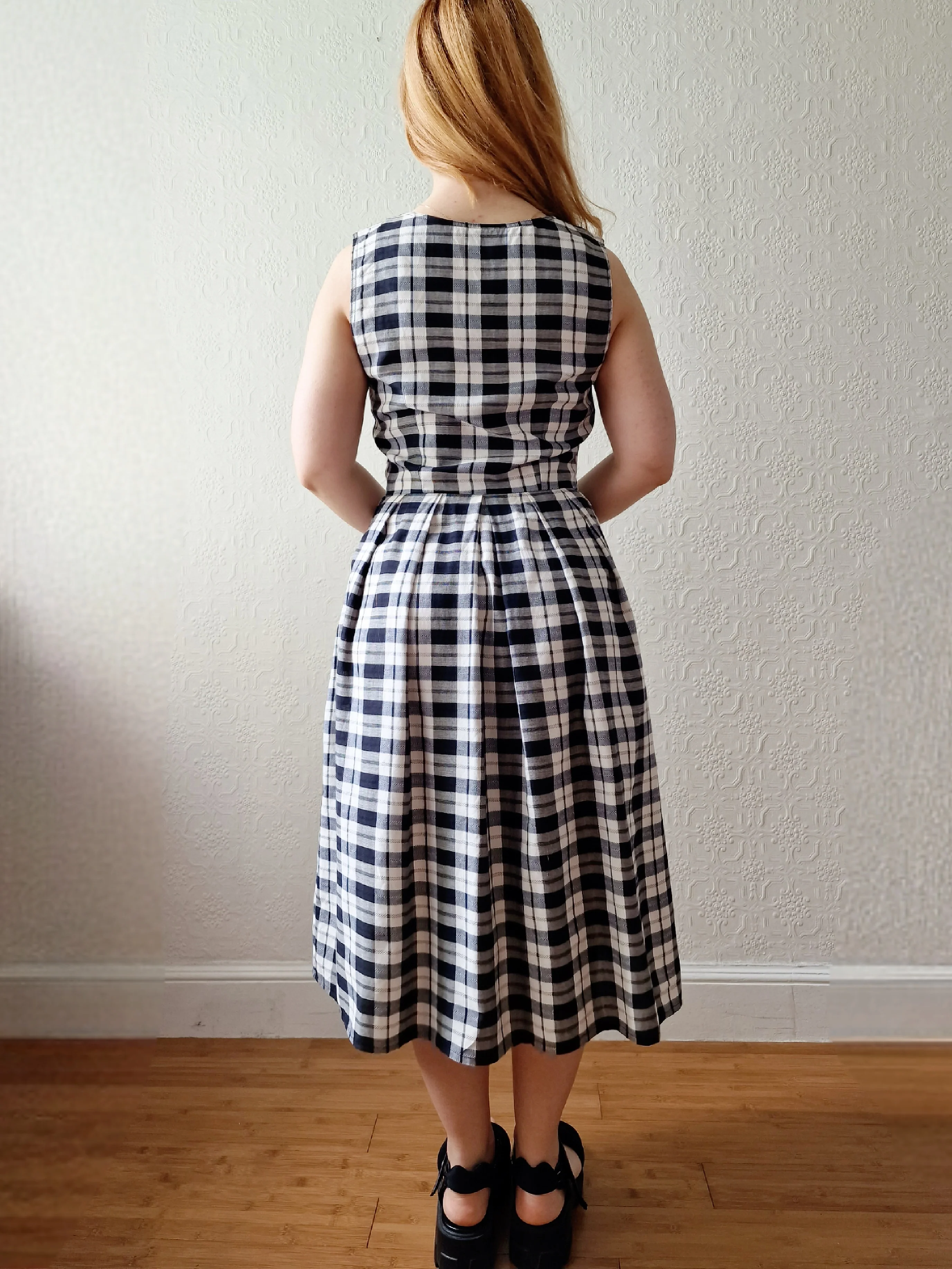Vintage 90s Black & White Check Sleeveless Midi Dress - S - Image 4