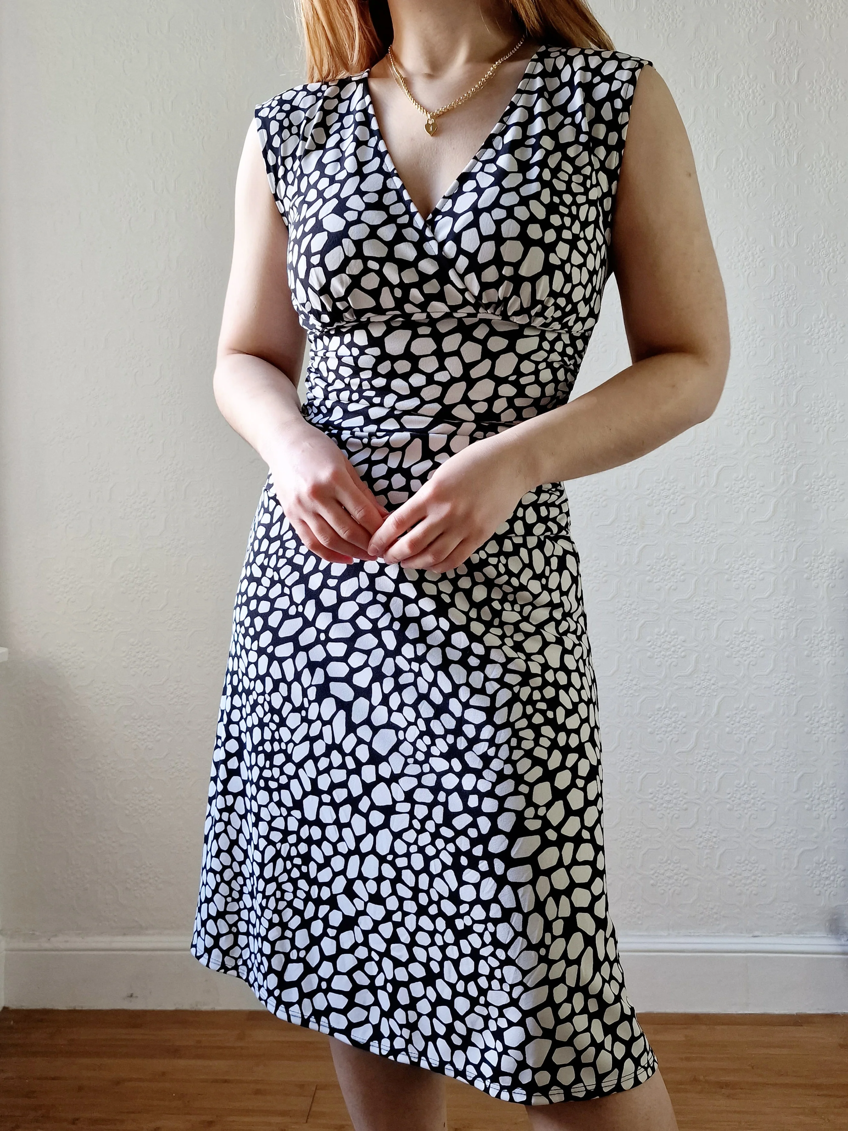 Vintage 90s Black & White Sleeveless Midi Dress - XS/S - Image 2