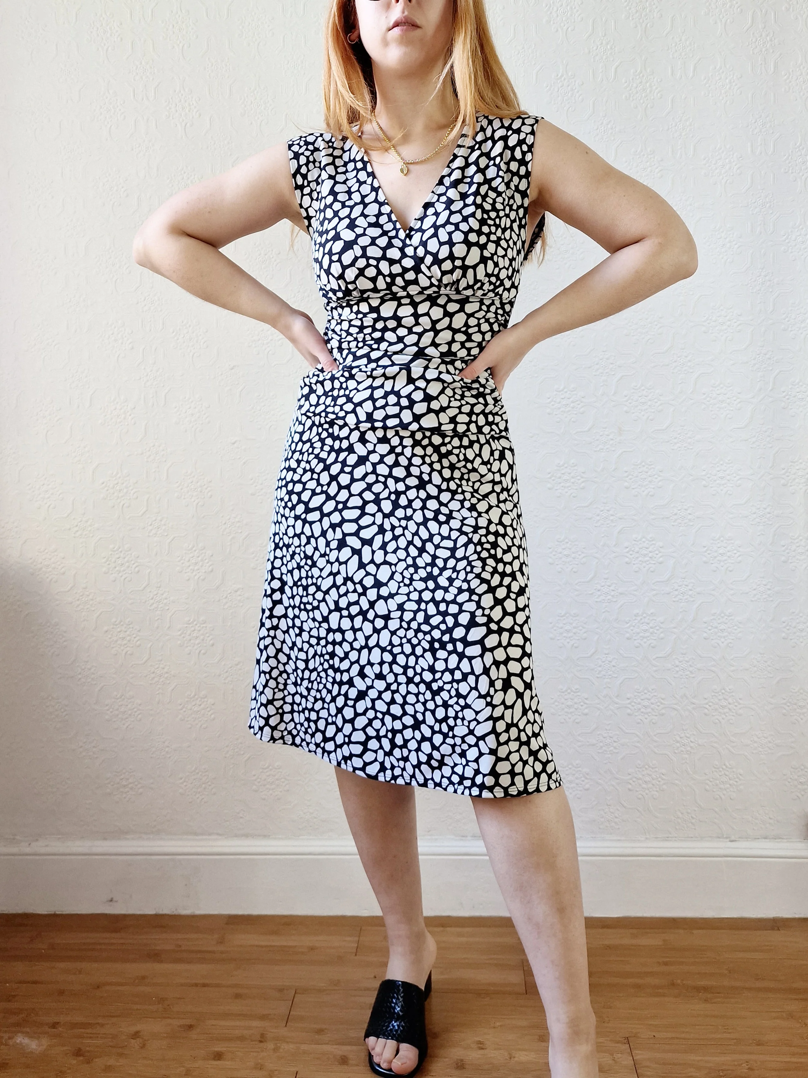 Vintage 90s Black & White Sleeveless Midi Dress - XS/S - Image 6